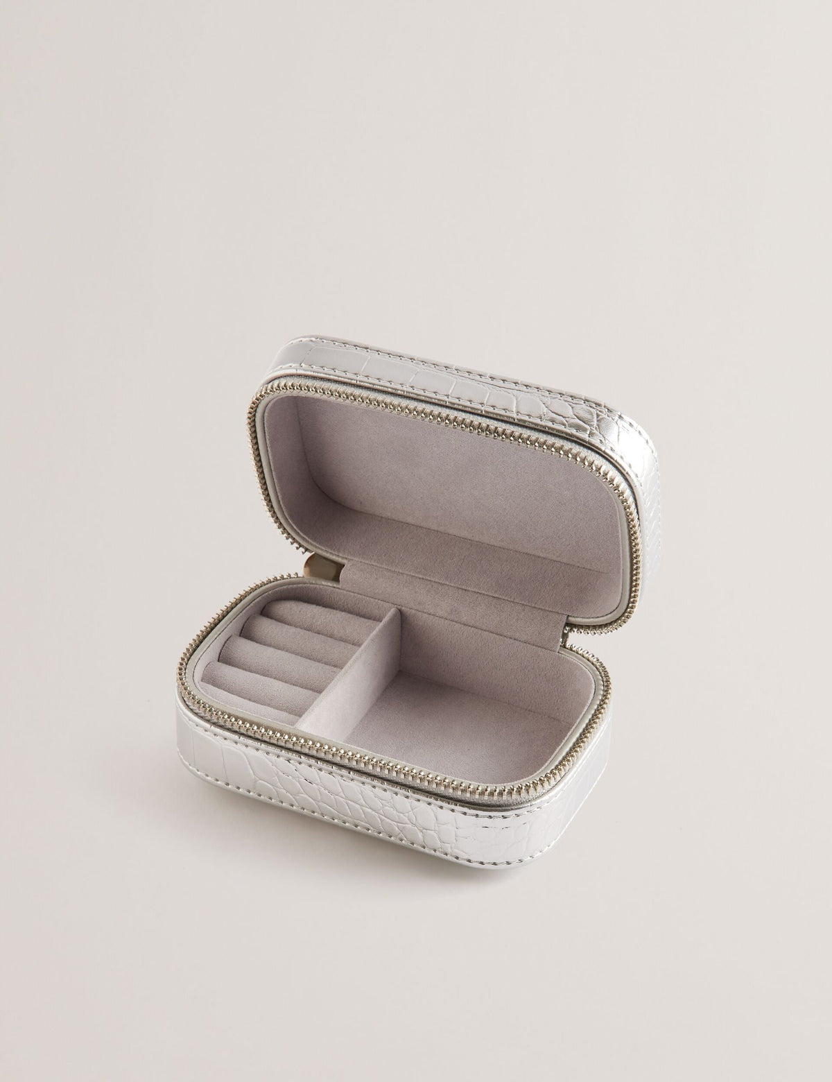 IVEE | SILVER