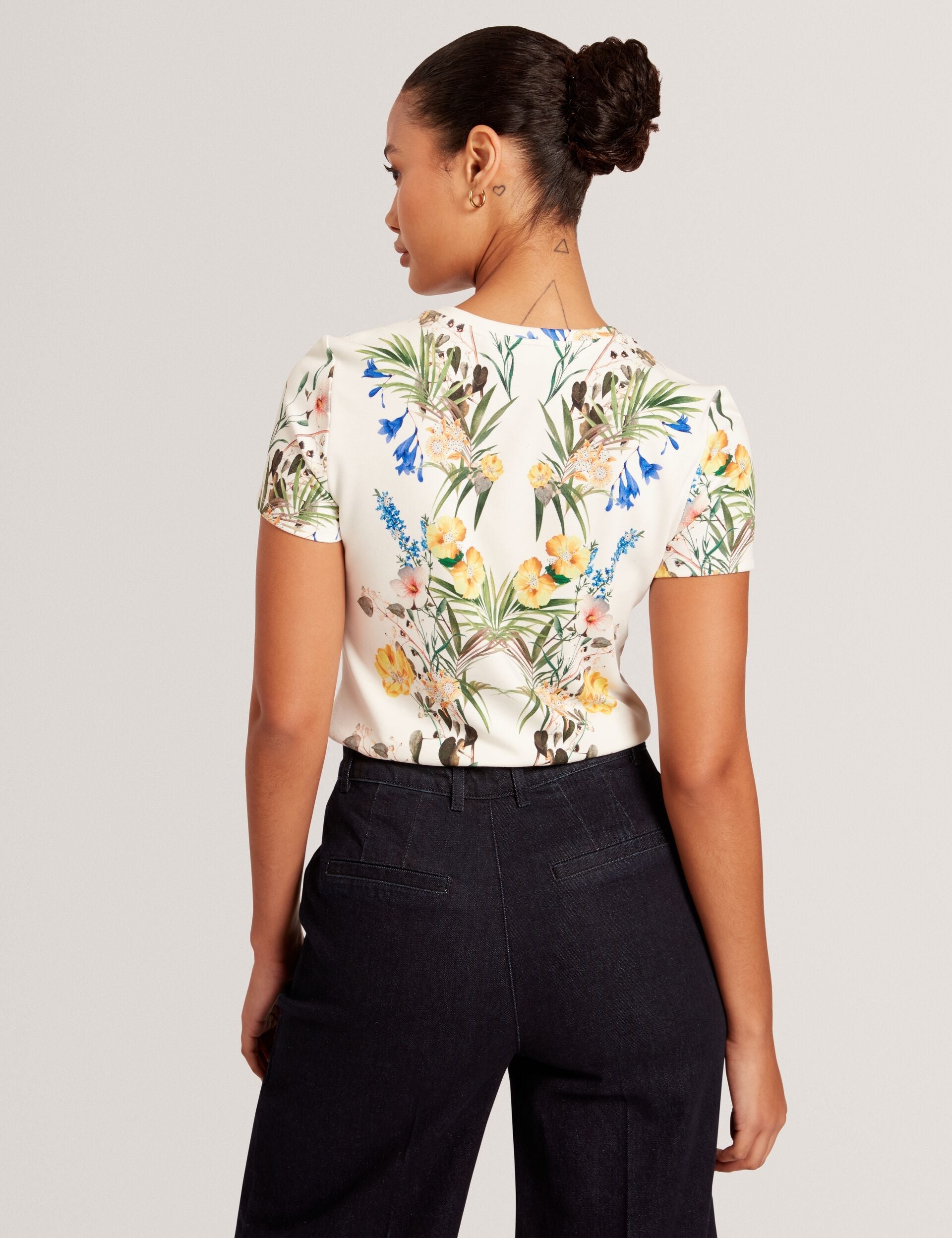  ALLOVER FLORAL T-SHIRT | ULTRA WHITE