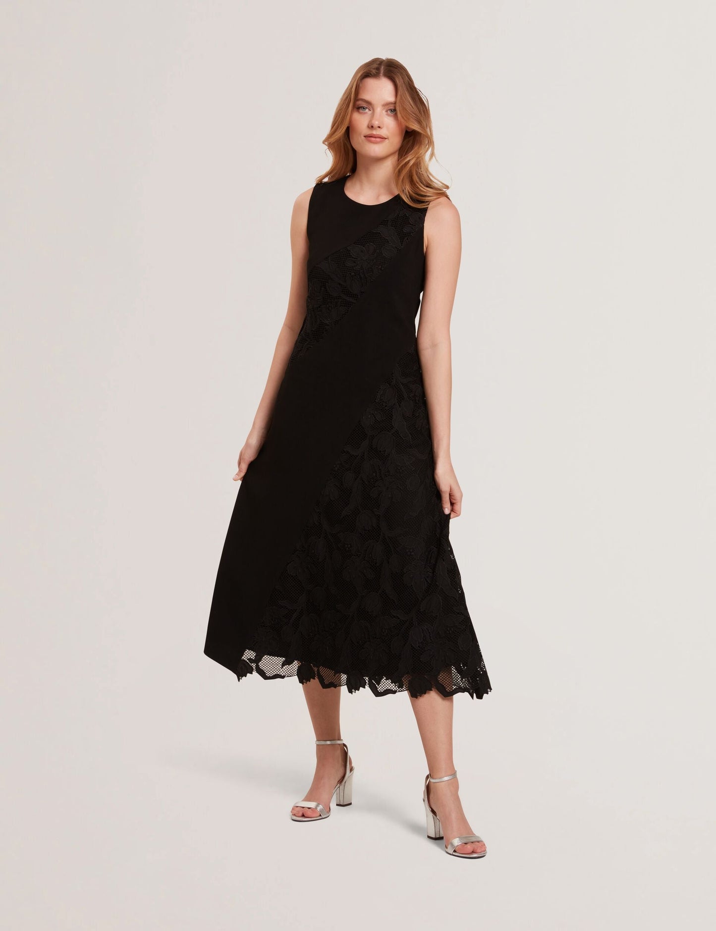  SLEEVELESS LACE APPLIQUE MIDI DRESS | RICH BLACK