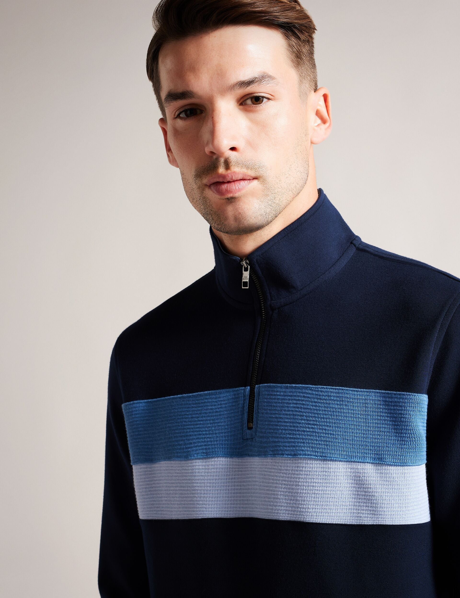  VELLER | NAVY