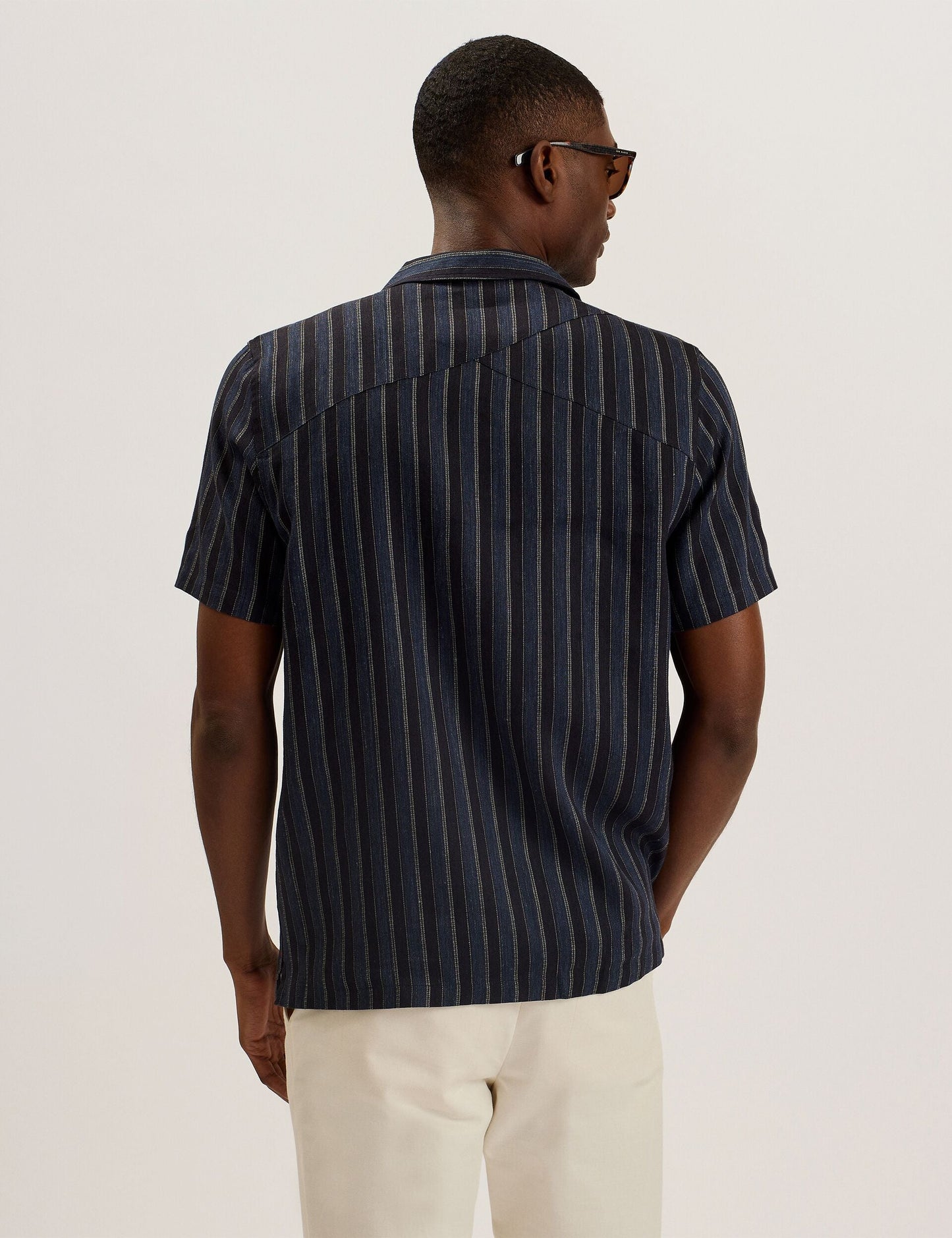  FRANCOI | NAVY