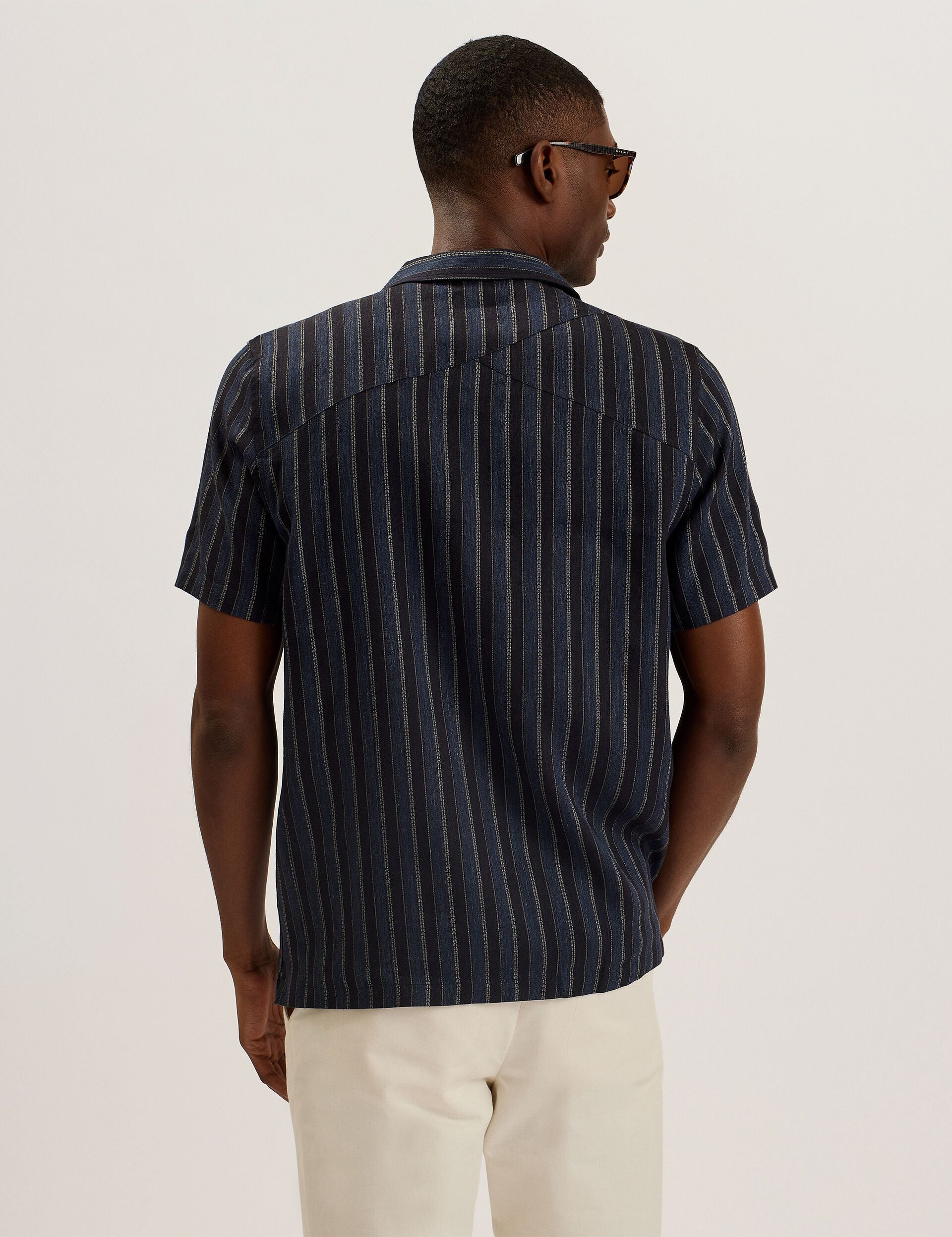  FRANCOI | NAVY