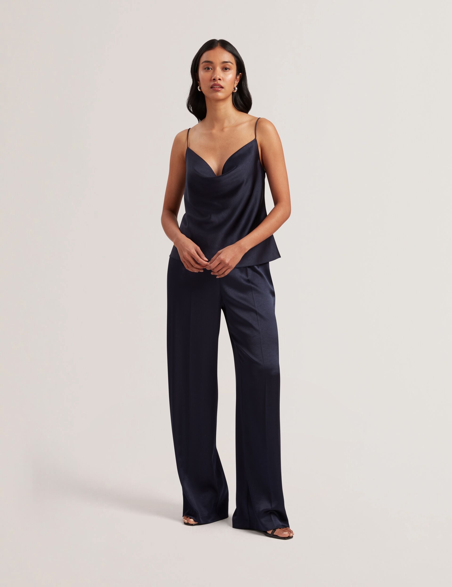  KITI | NAVY