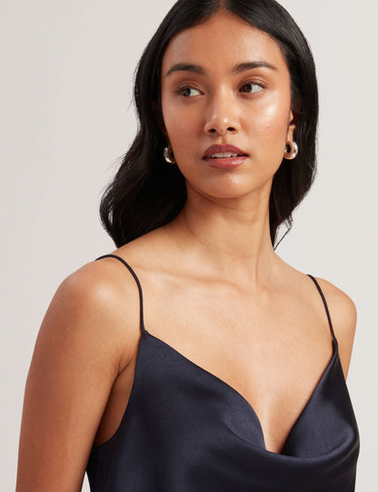  KITI | NAVY