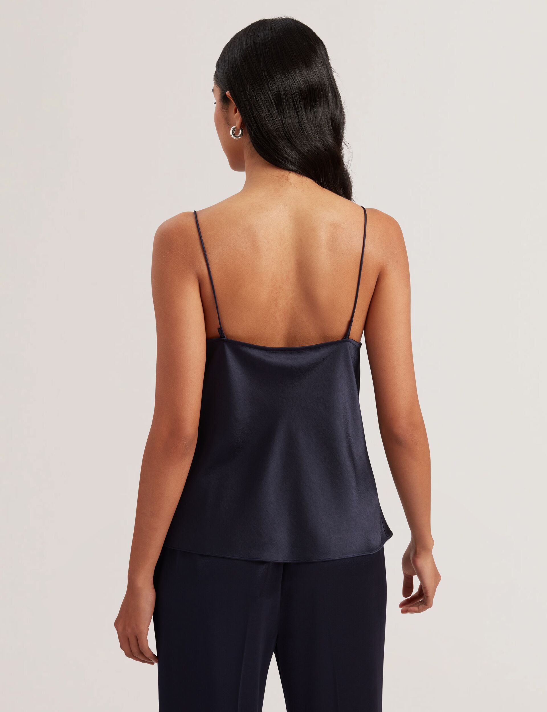  KITI | NAVY