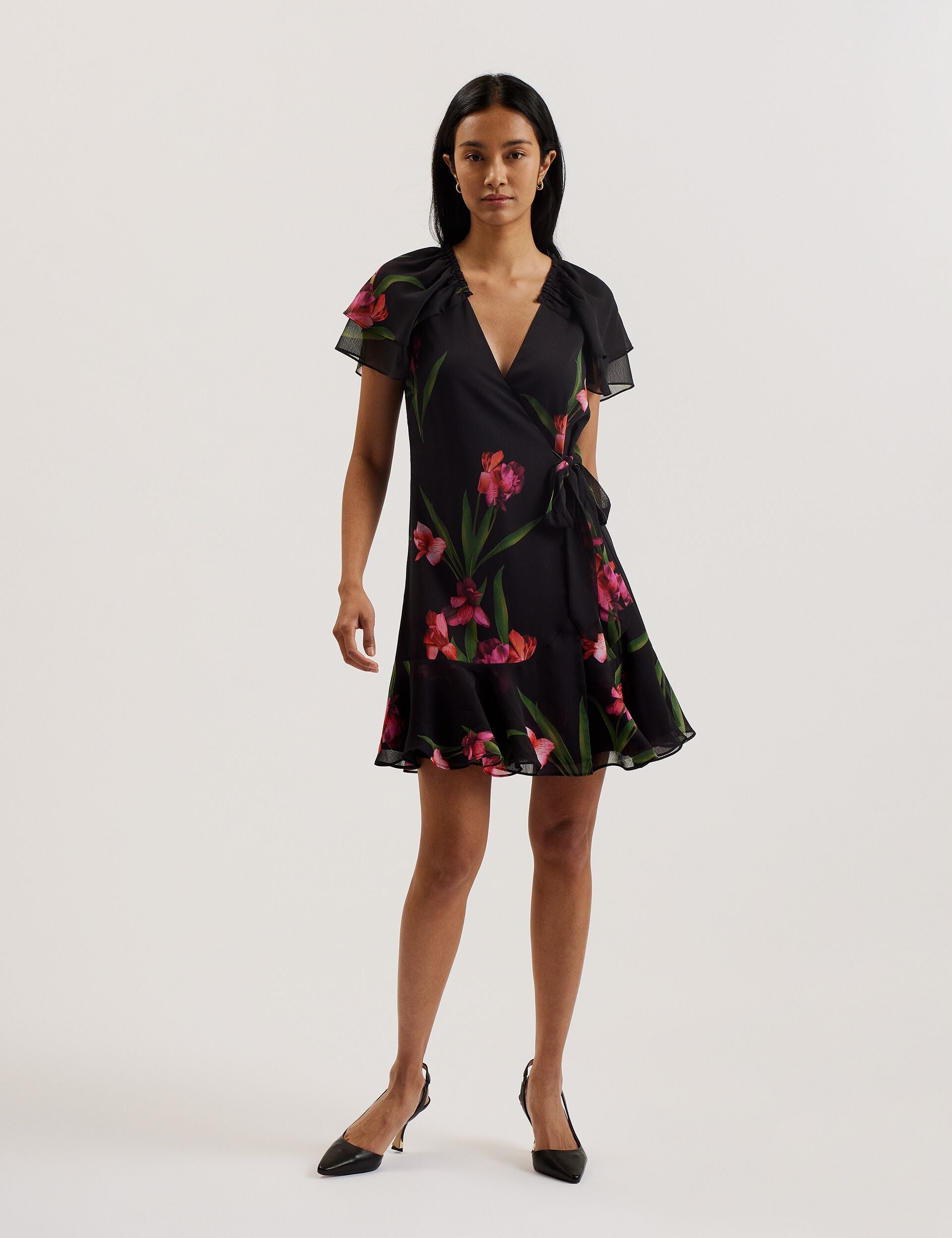  FASNIA | BLACK