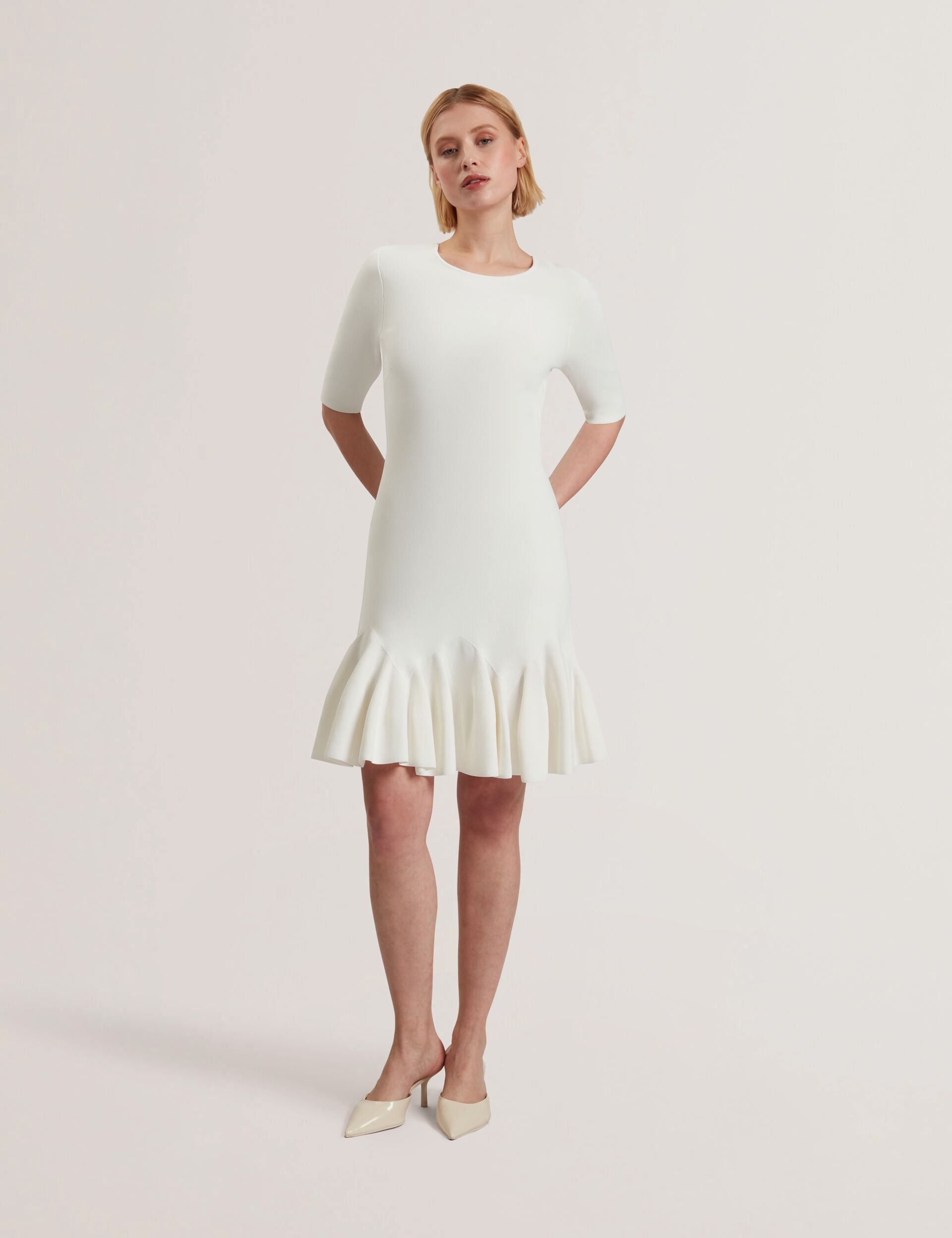  ALZANN | IVORY