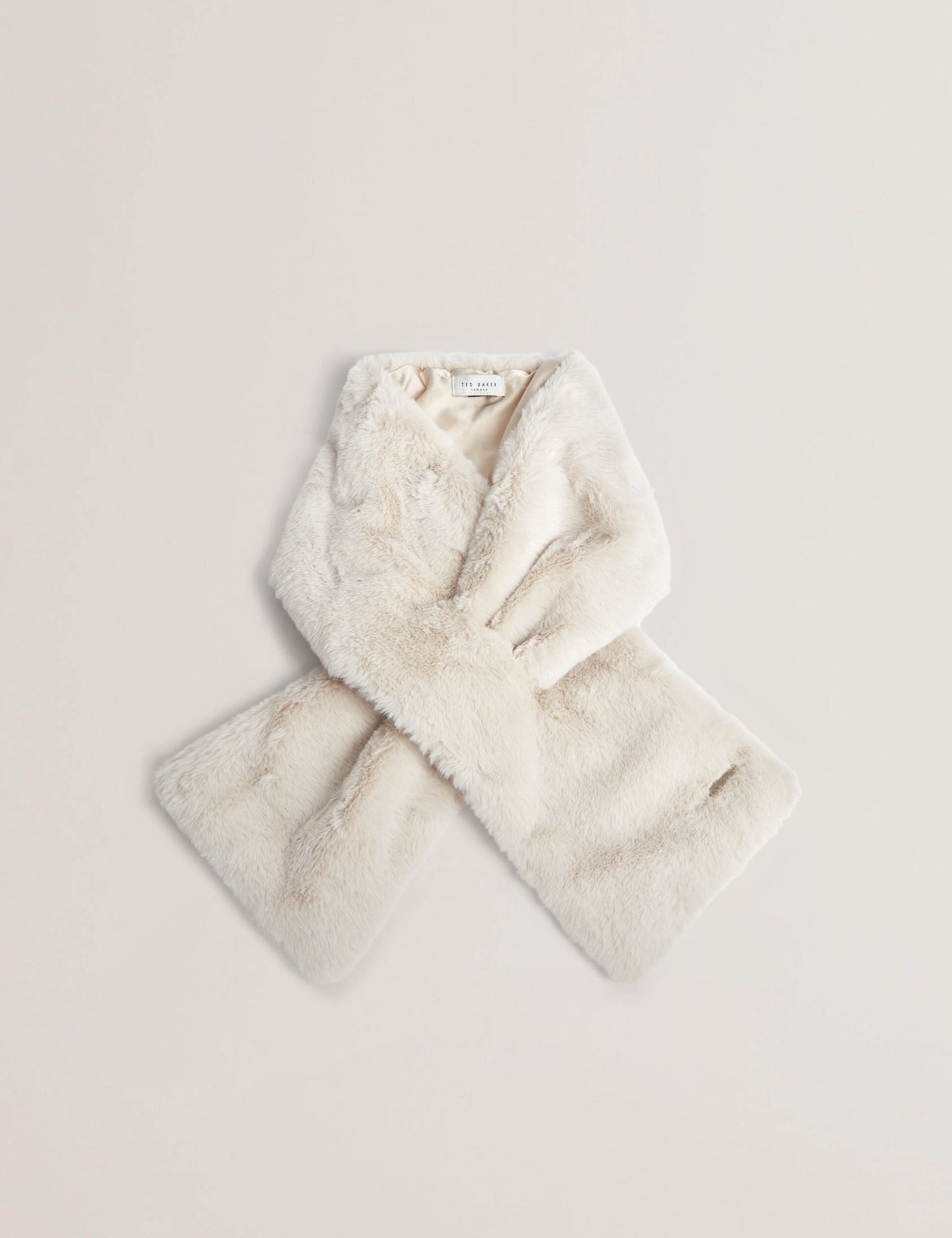  EMAAAAS | WHITE