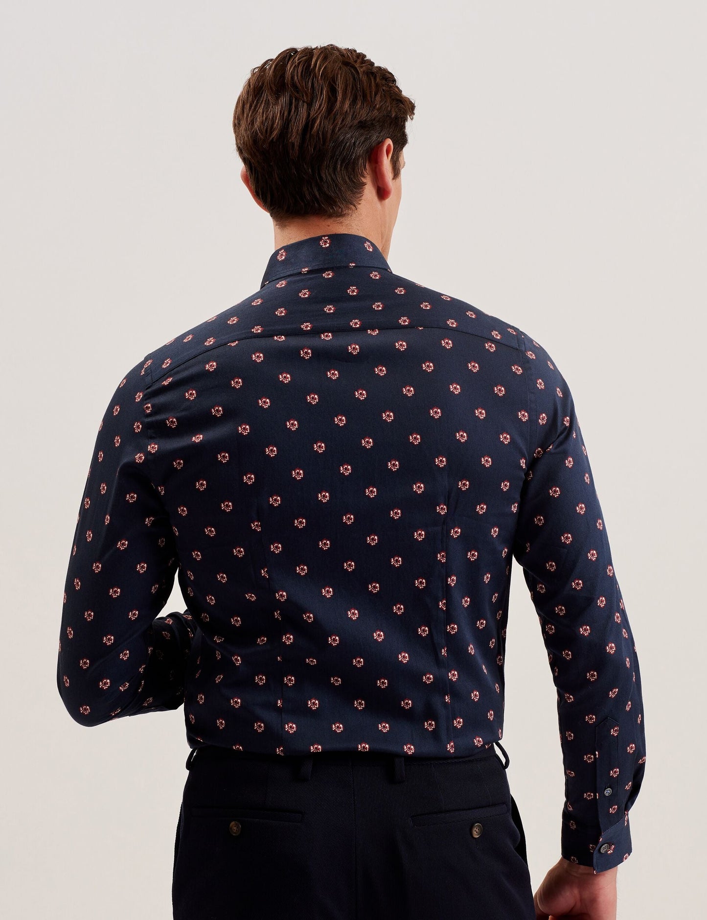  MIKCEAL | NAVY