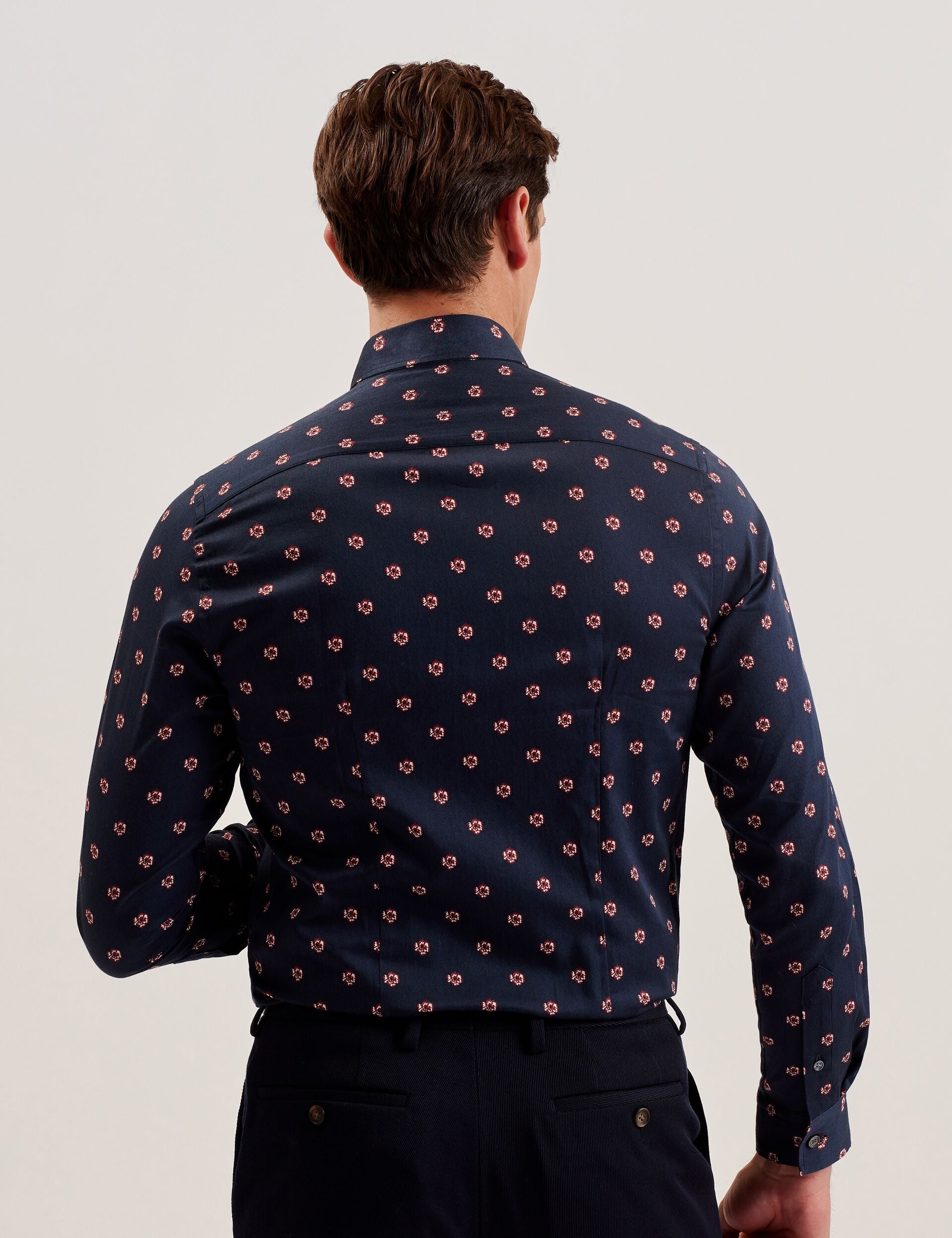  MIKCEAL | NAVY