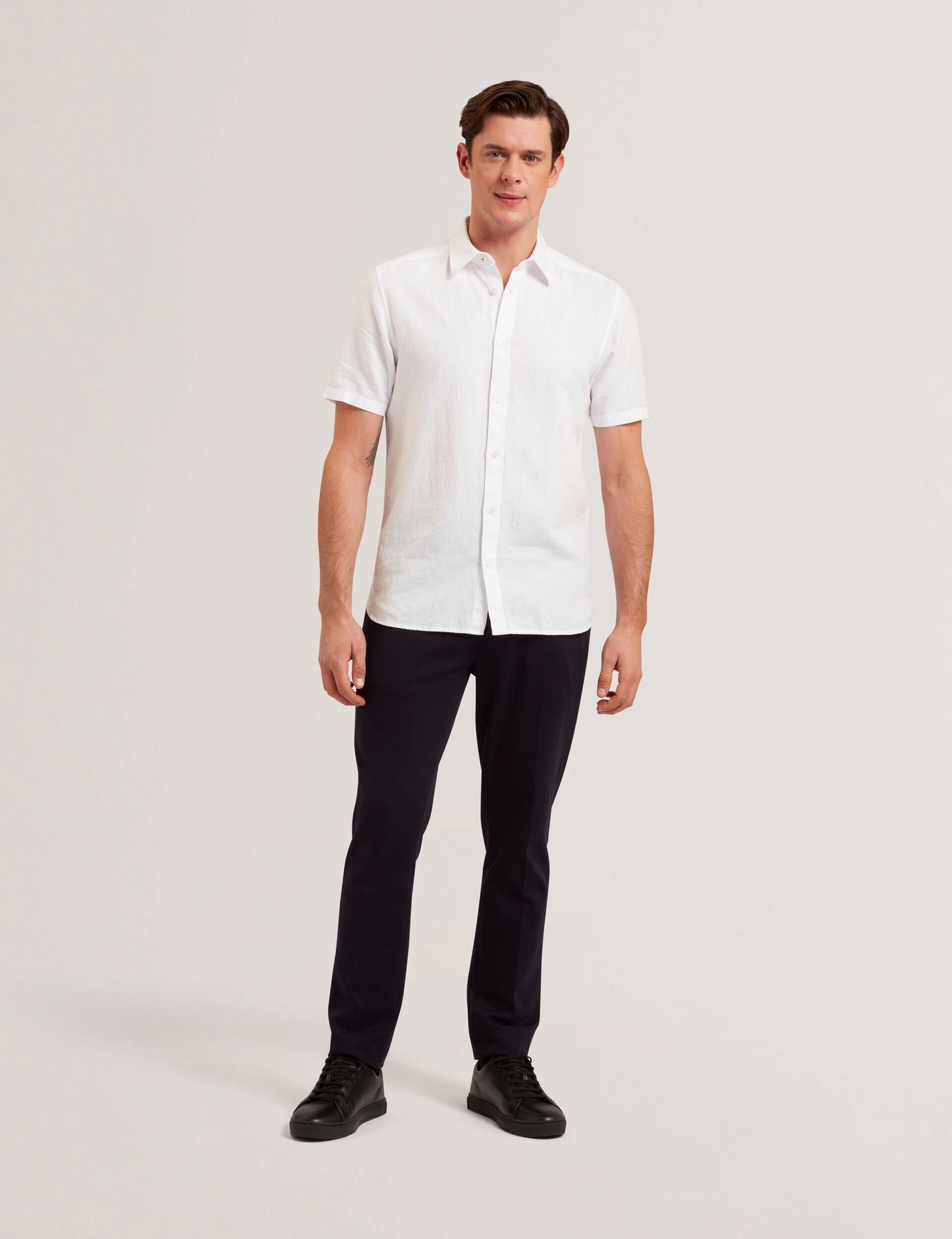  ZEFRE | WHITE