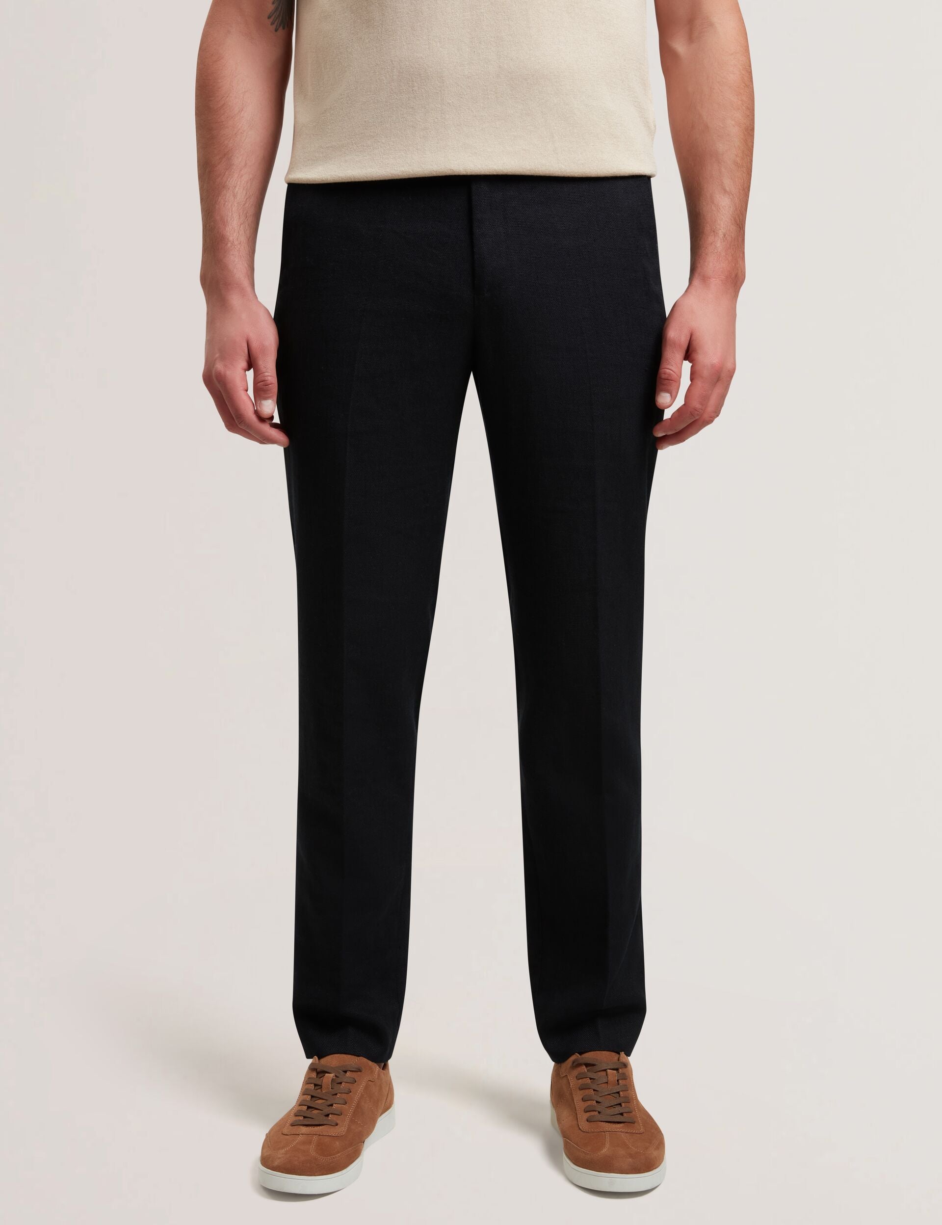  KUMART | BLACK