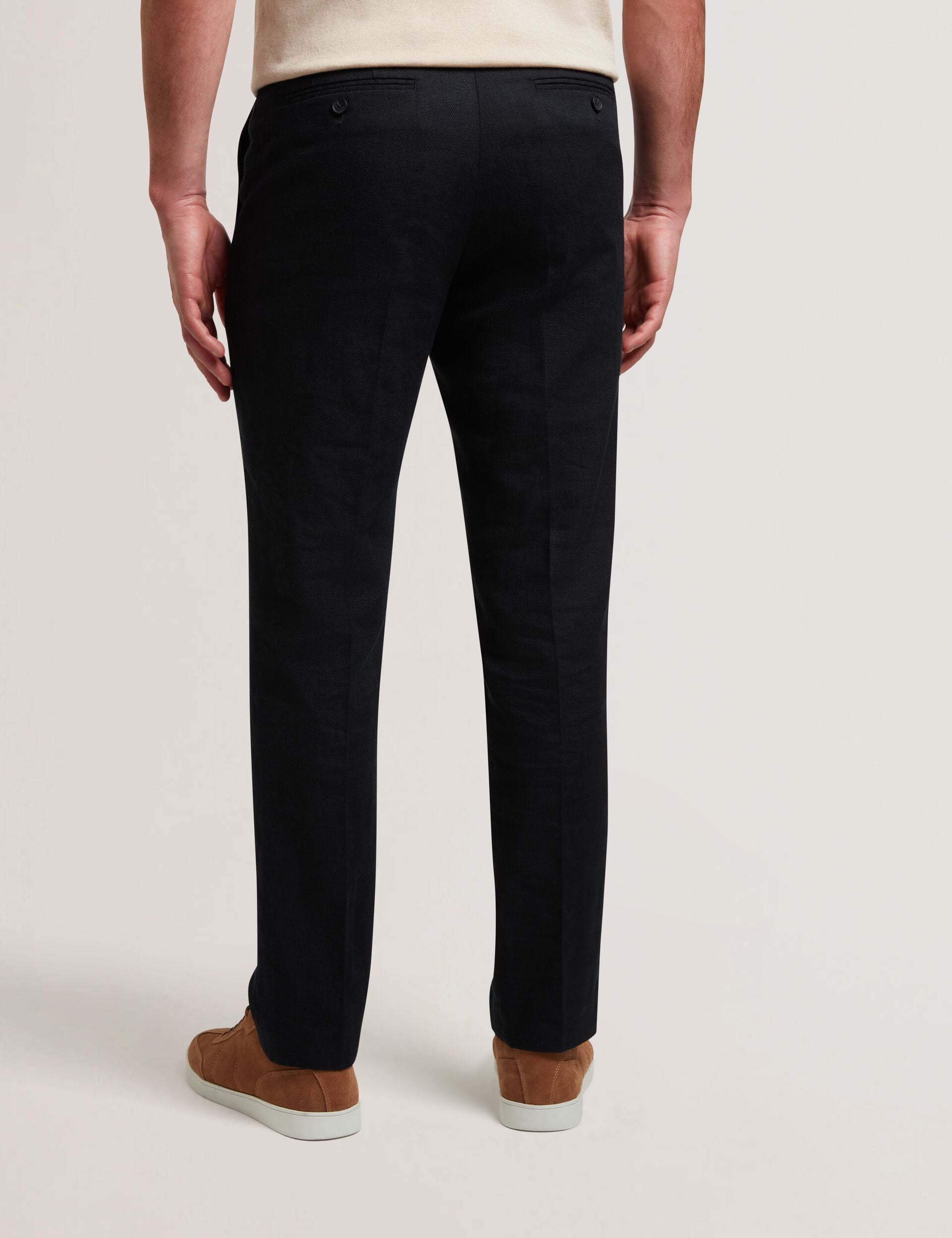  KUMART | BLACK
