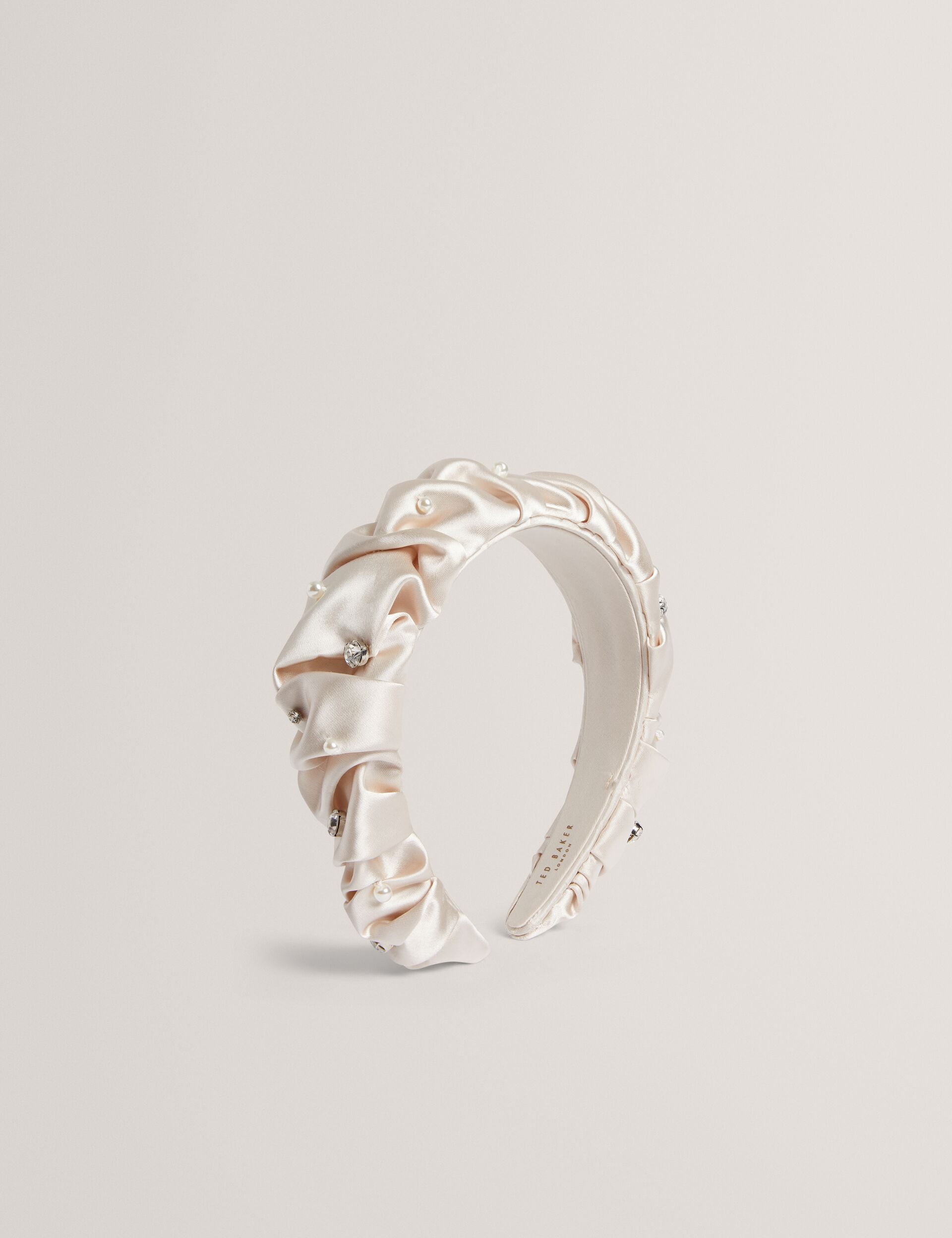  MELLSI | CREAM