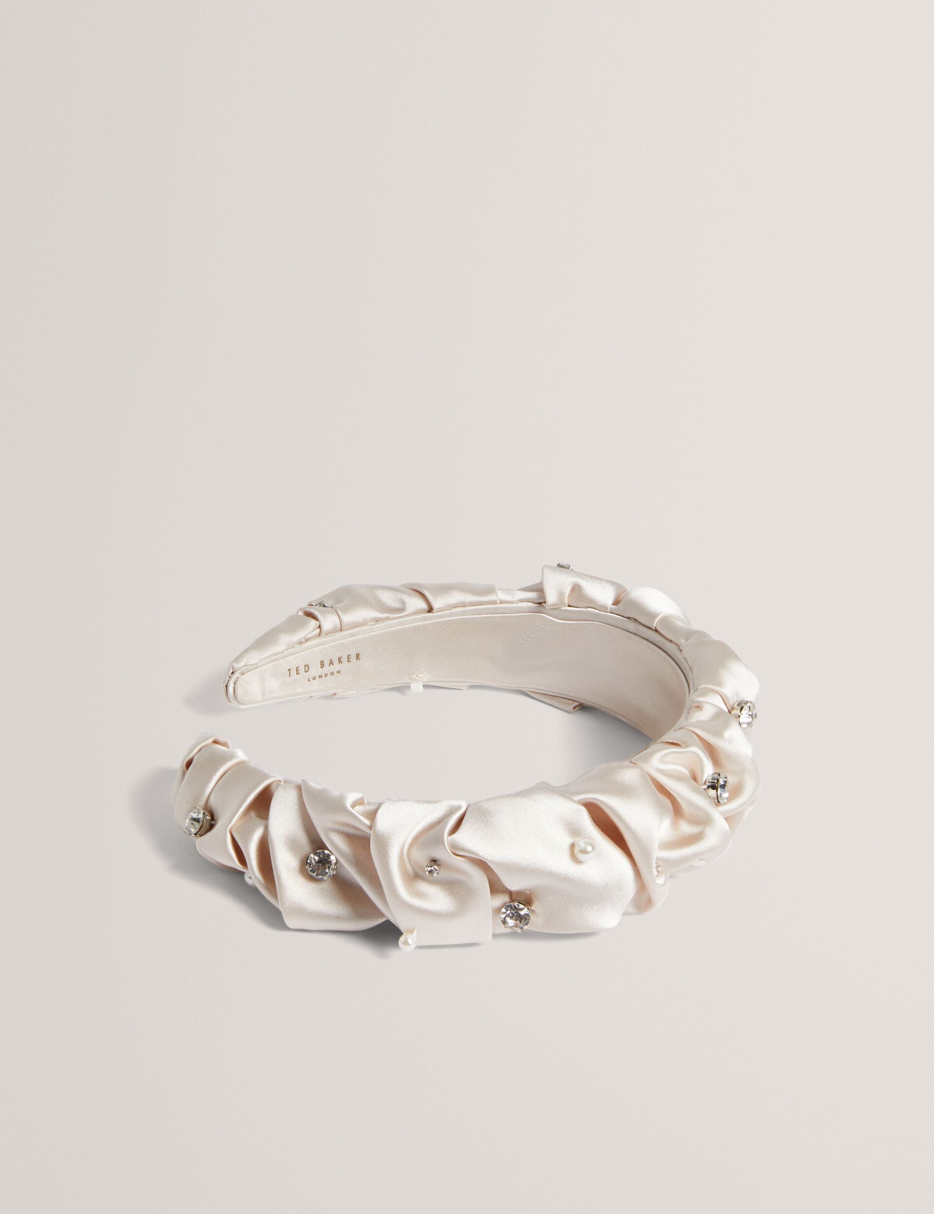  MELLSI | CREAM