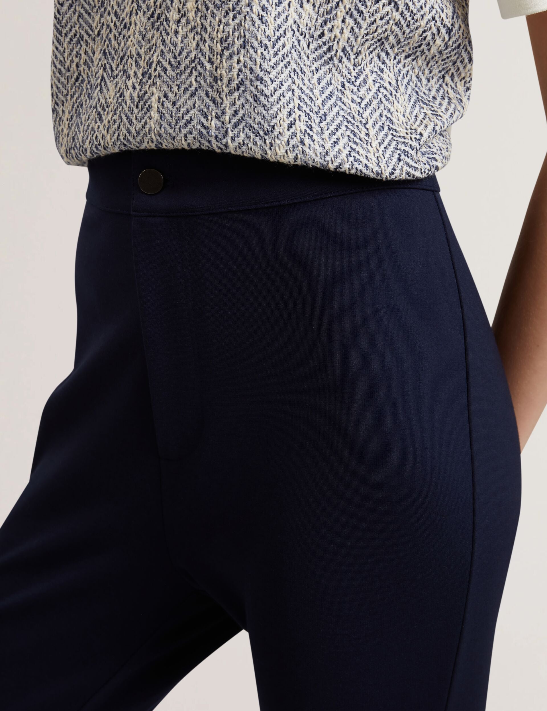  FELINDA | NAVY
