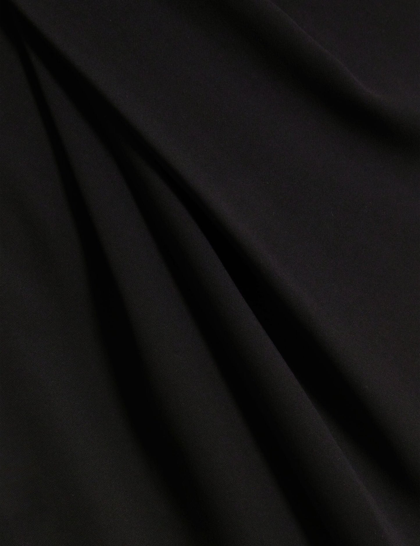  ICANA | BLACK