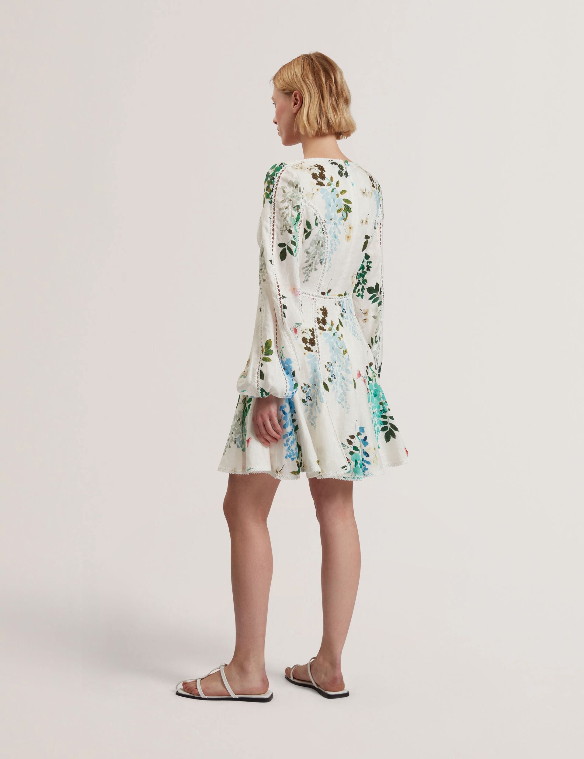  BELVIDA | WHITE