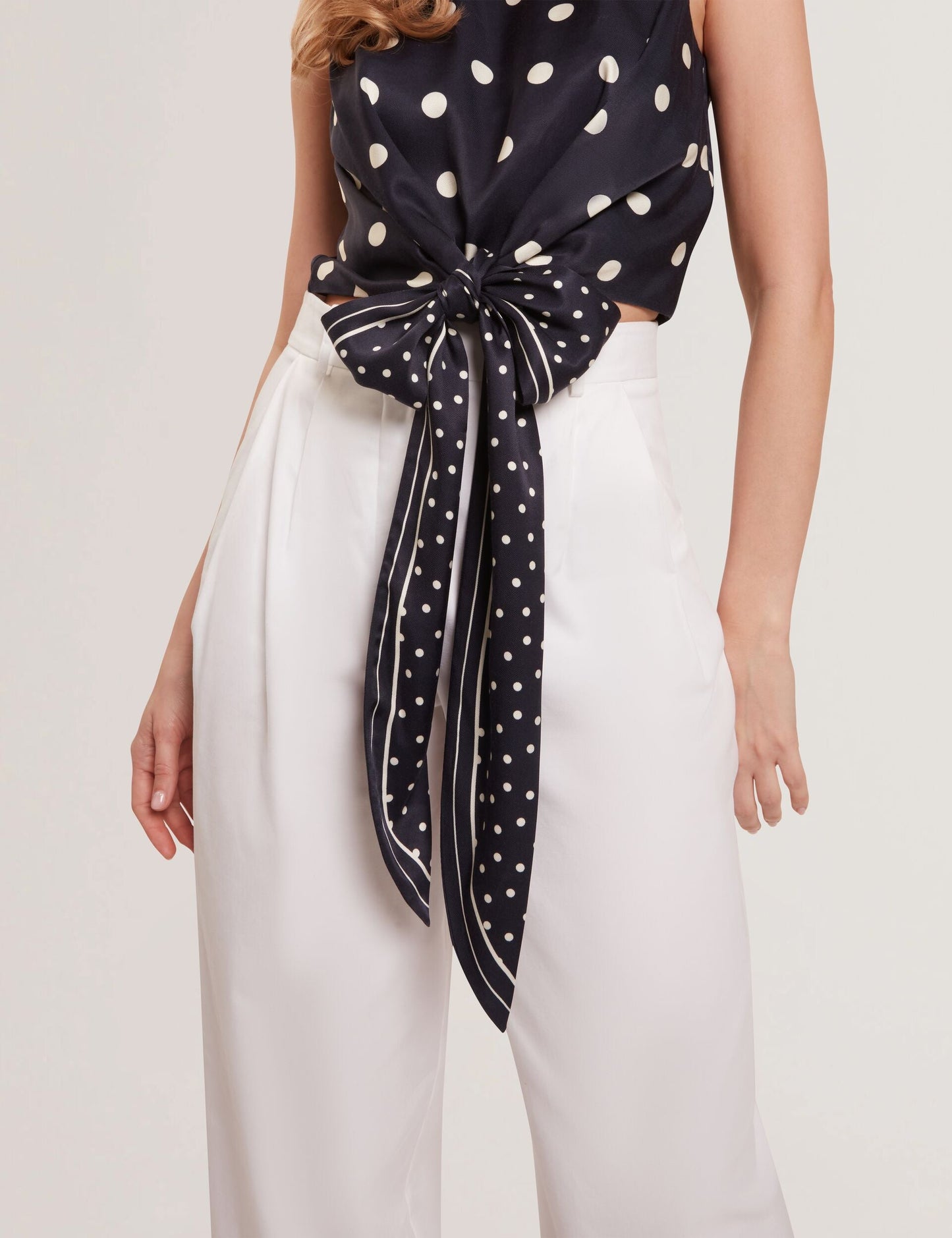  VEIRAA | NAVY