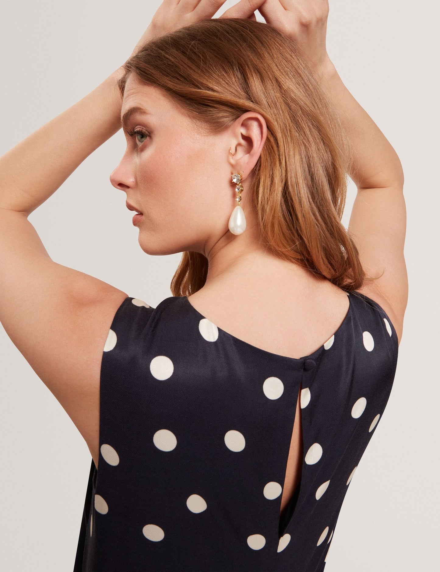  VEIRAA | NAVY