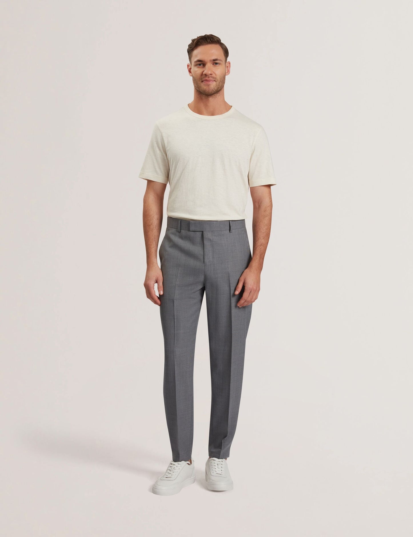  SELWYNT | MID-GREY