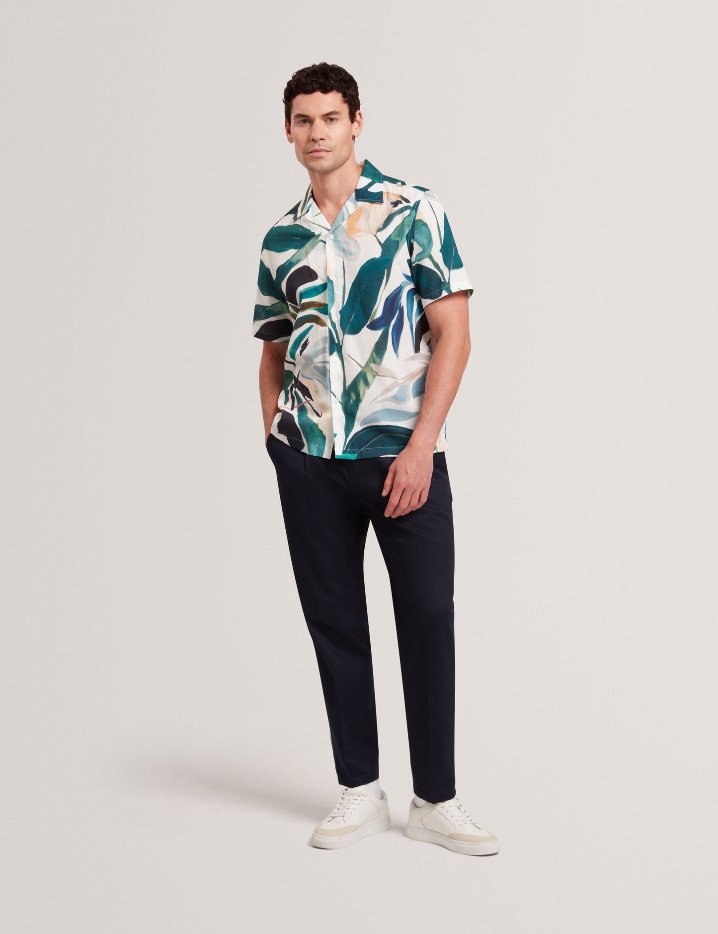  ROGNSKI | WHITE