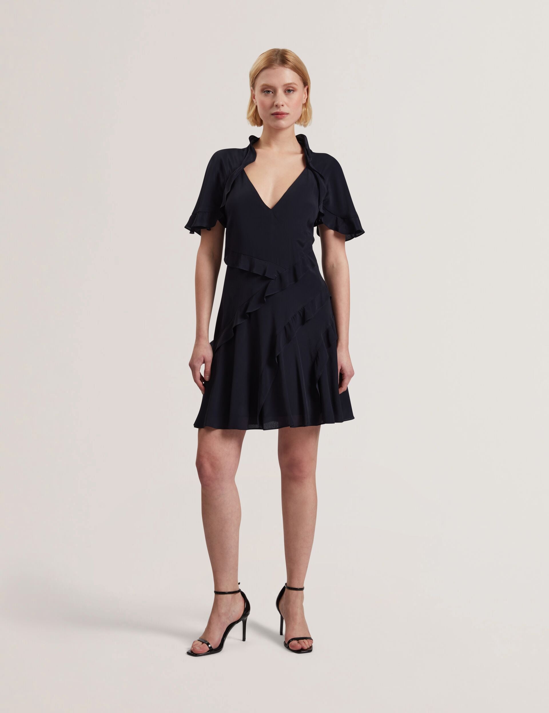  JOJII | NAVY