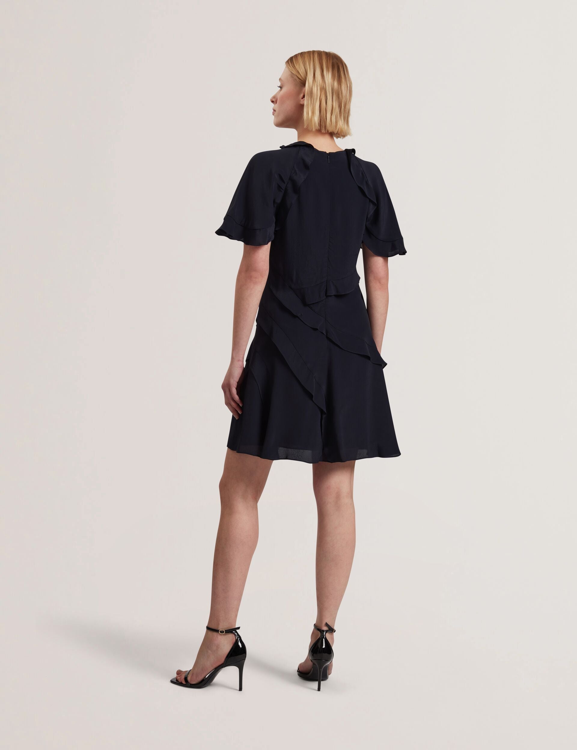  JOJII | NAVY
