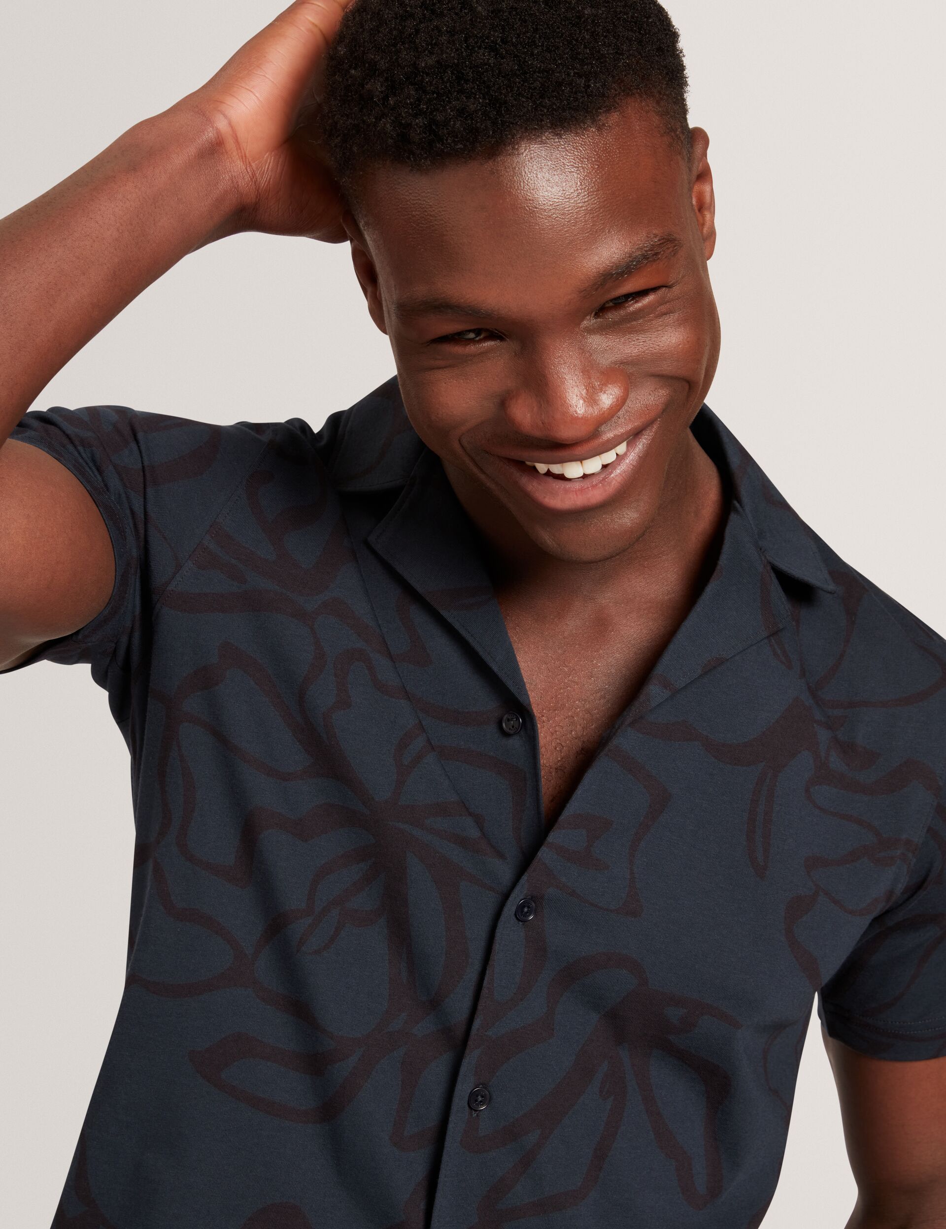  CLAUB | NAVY