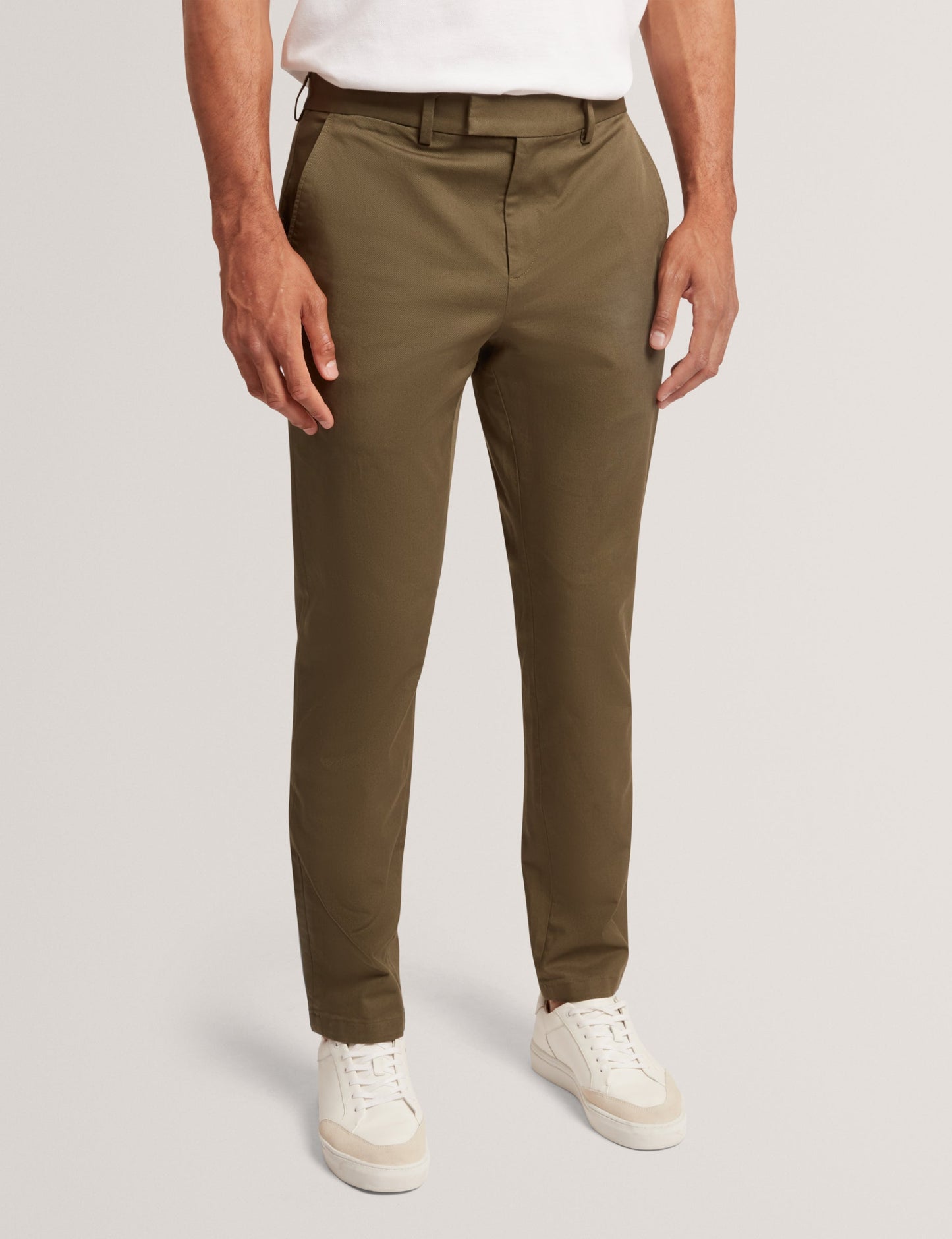  HOWETON | KHAKI