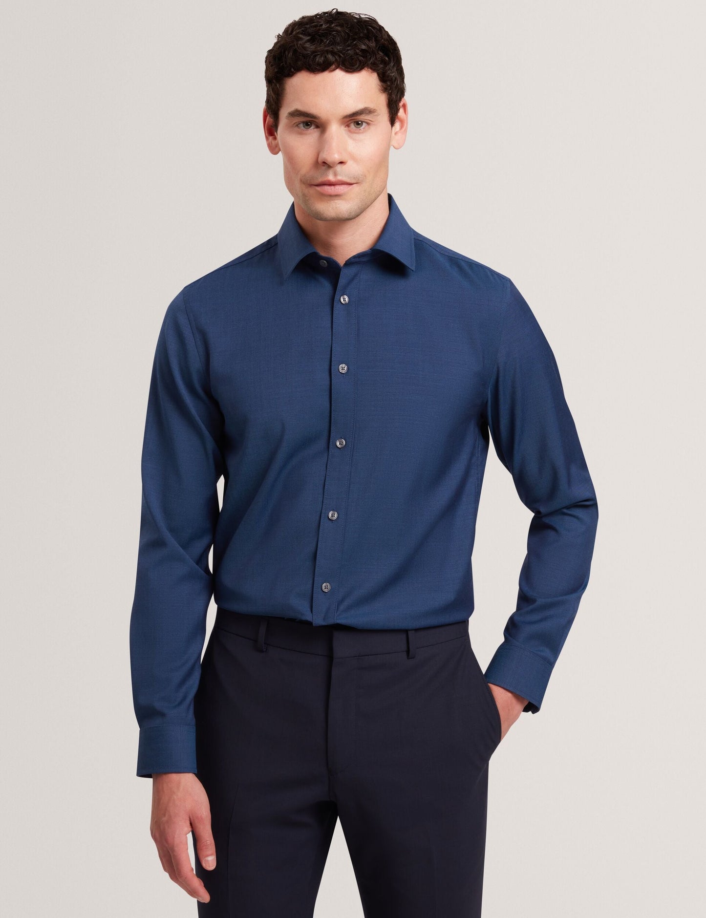  AIRTON | BLUE