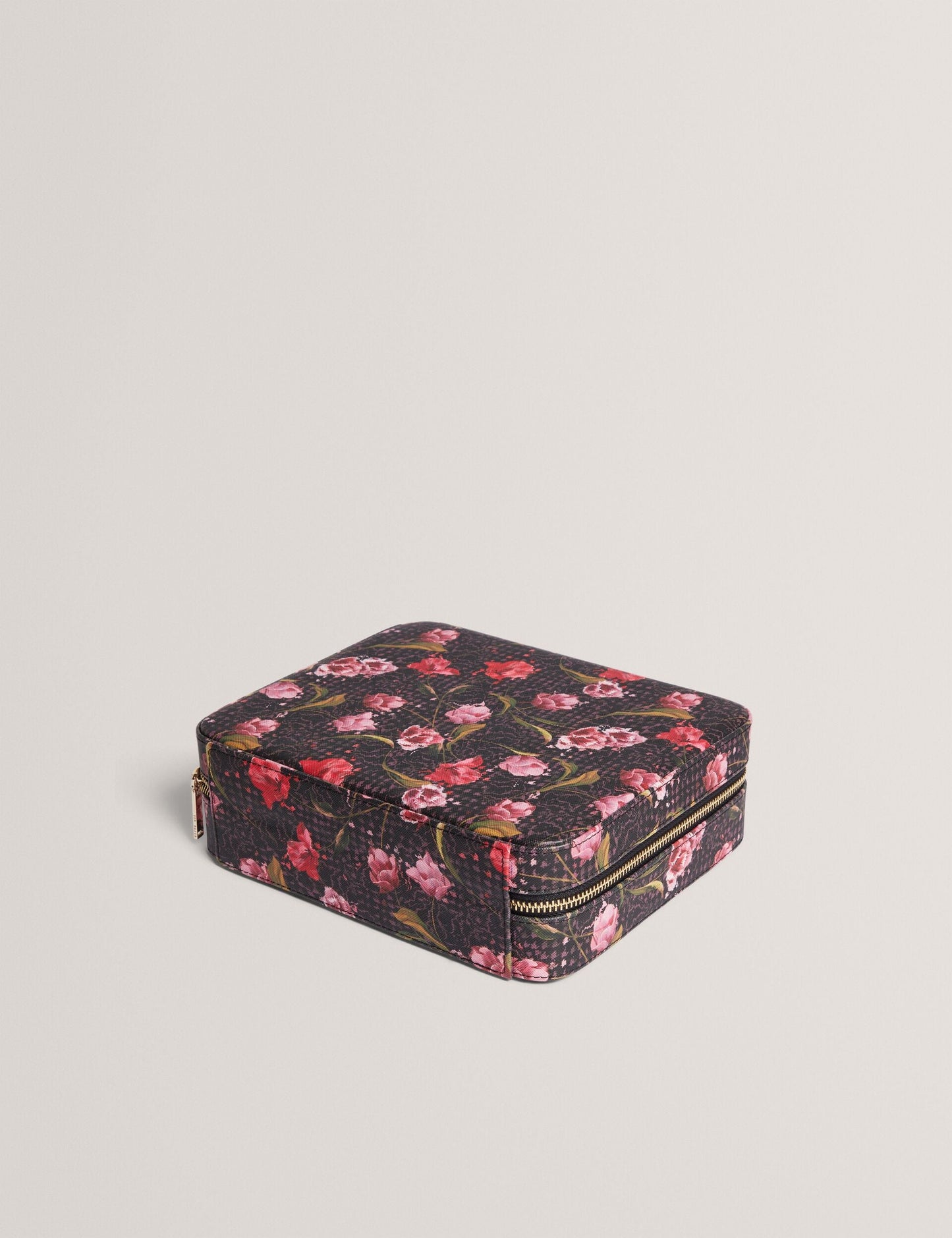  TULBERY | BLACK