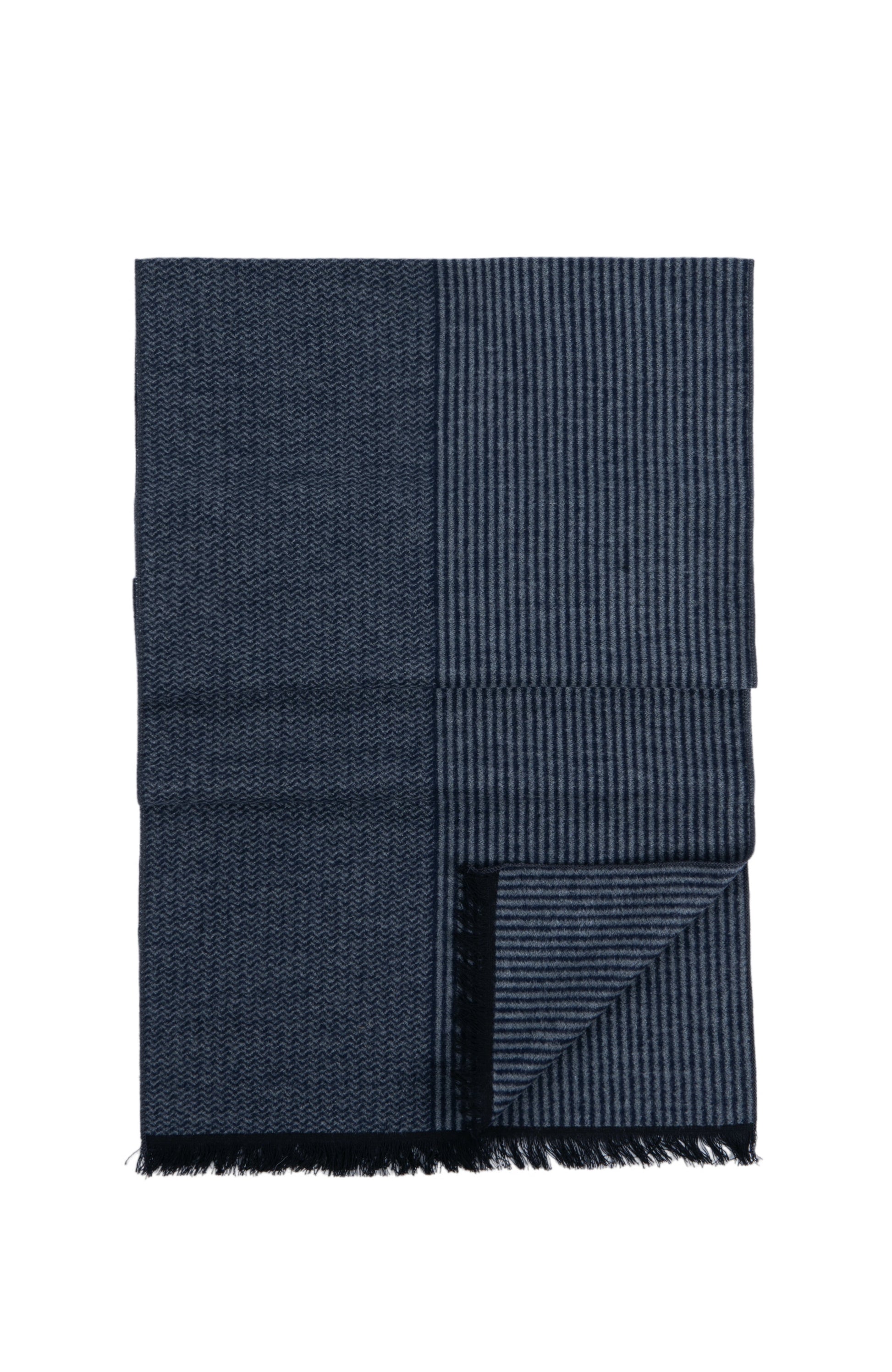  CHEVRON AND STRIPE SCARF | GREY