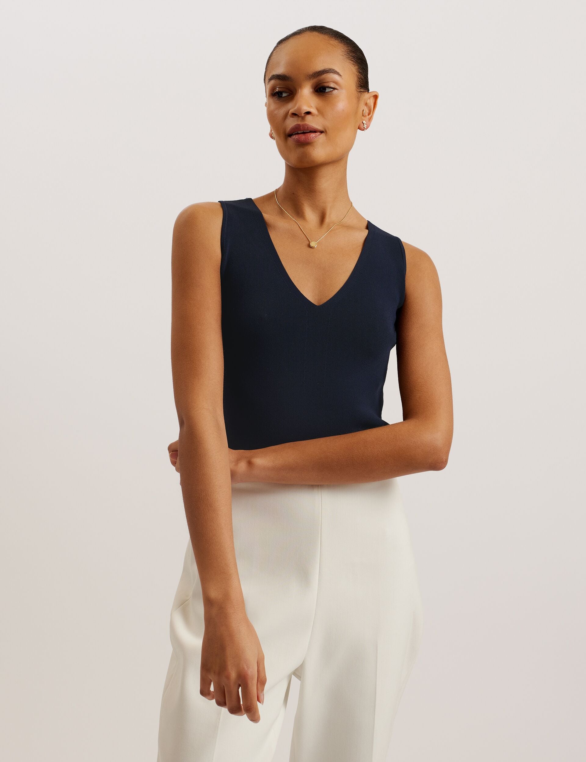  JOSIIY | NAVY