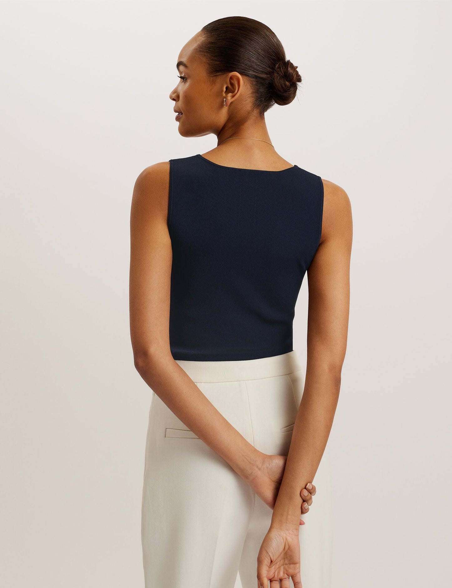 JOSIIY | NAVY