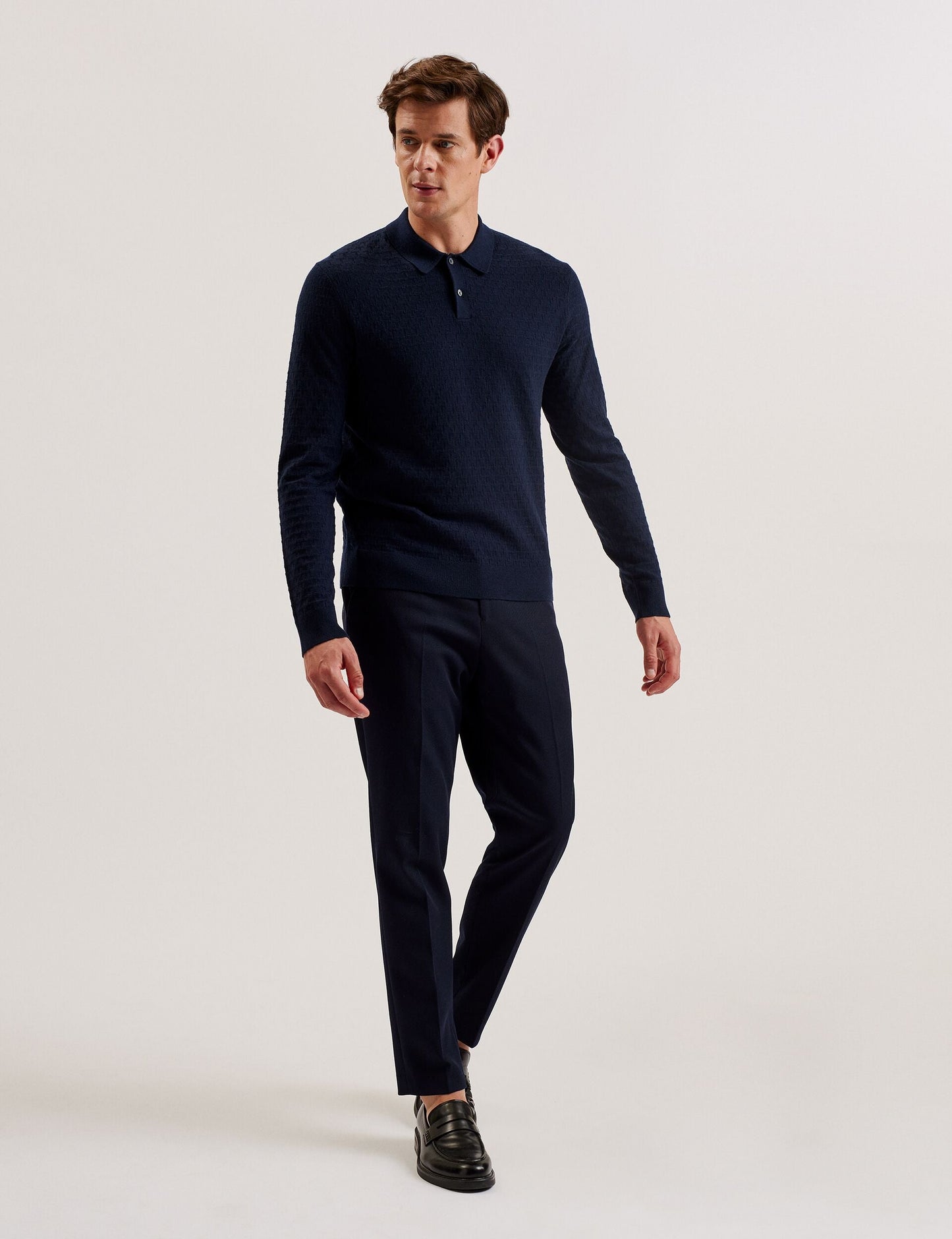  MORAR | NAVY