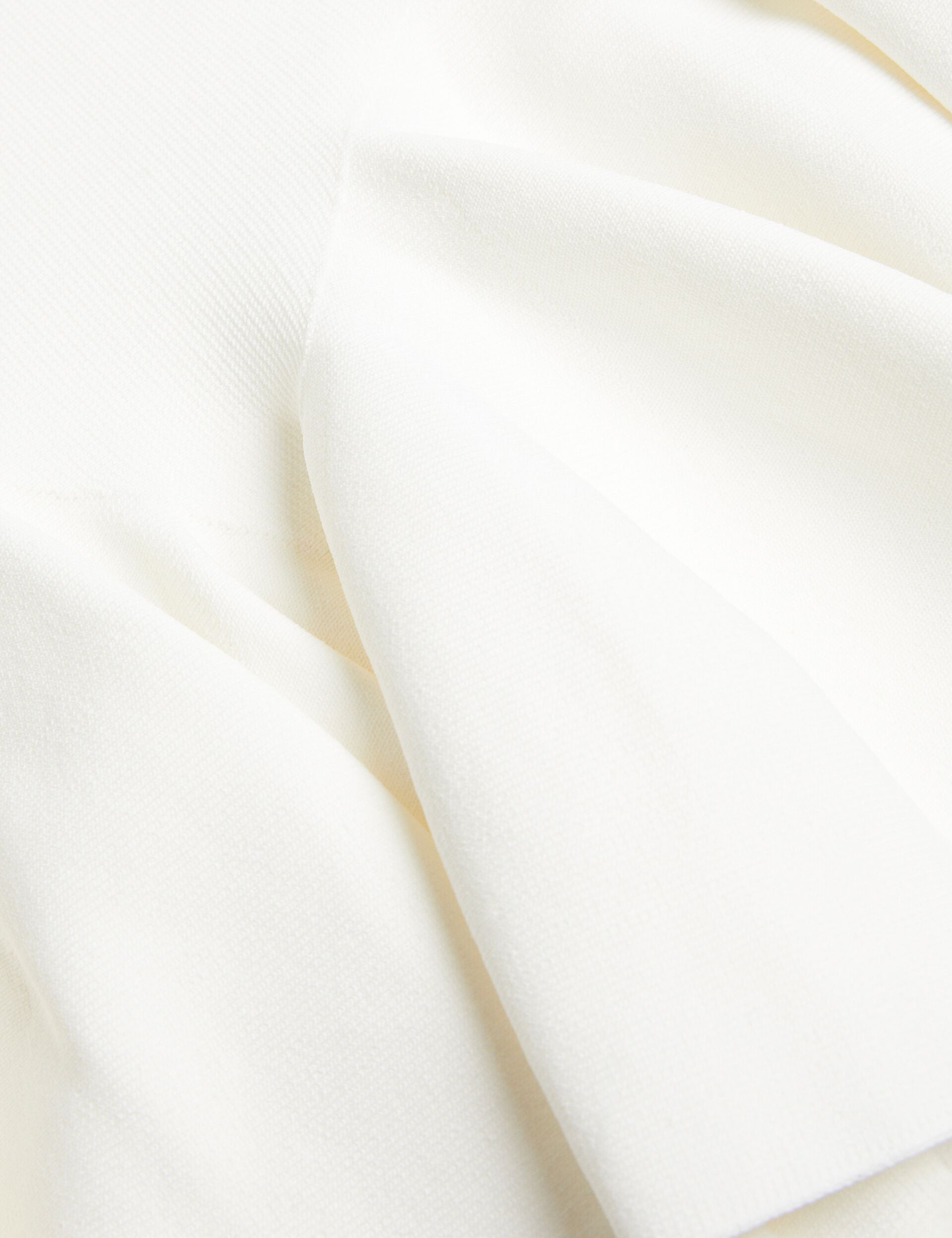  ALZANN | IVORY