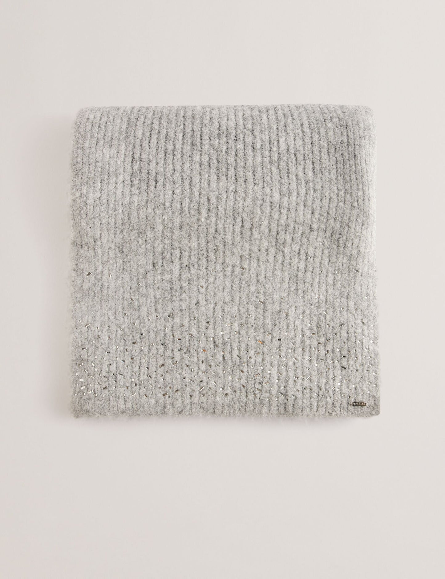  KERIISA | GREY