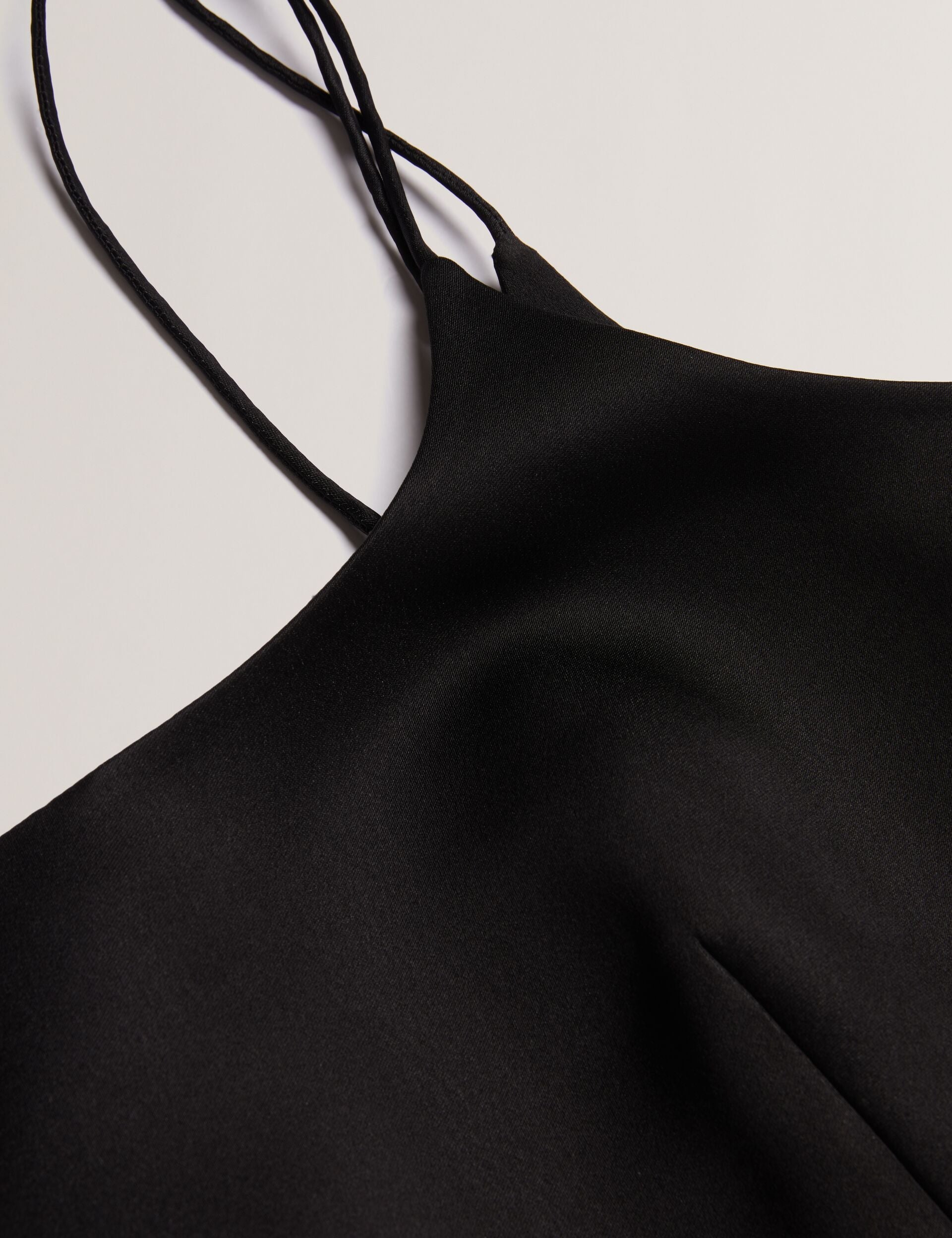  KAVALA | BLACK
