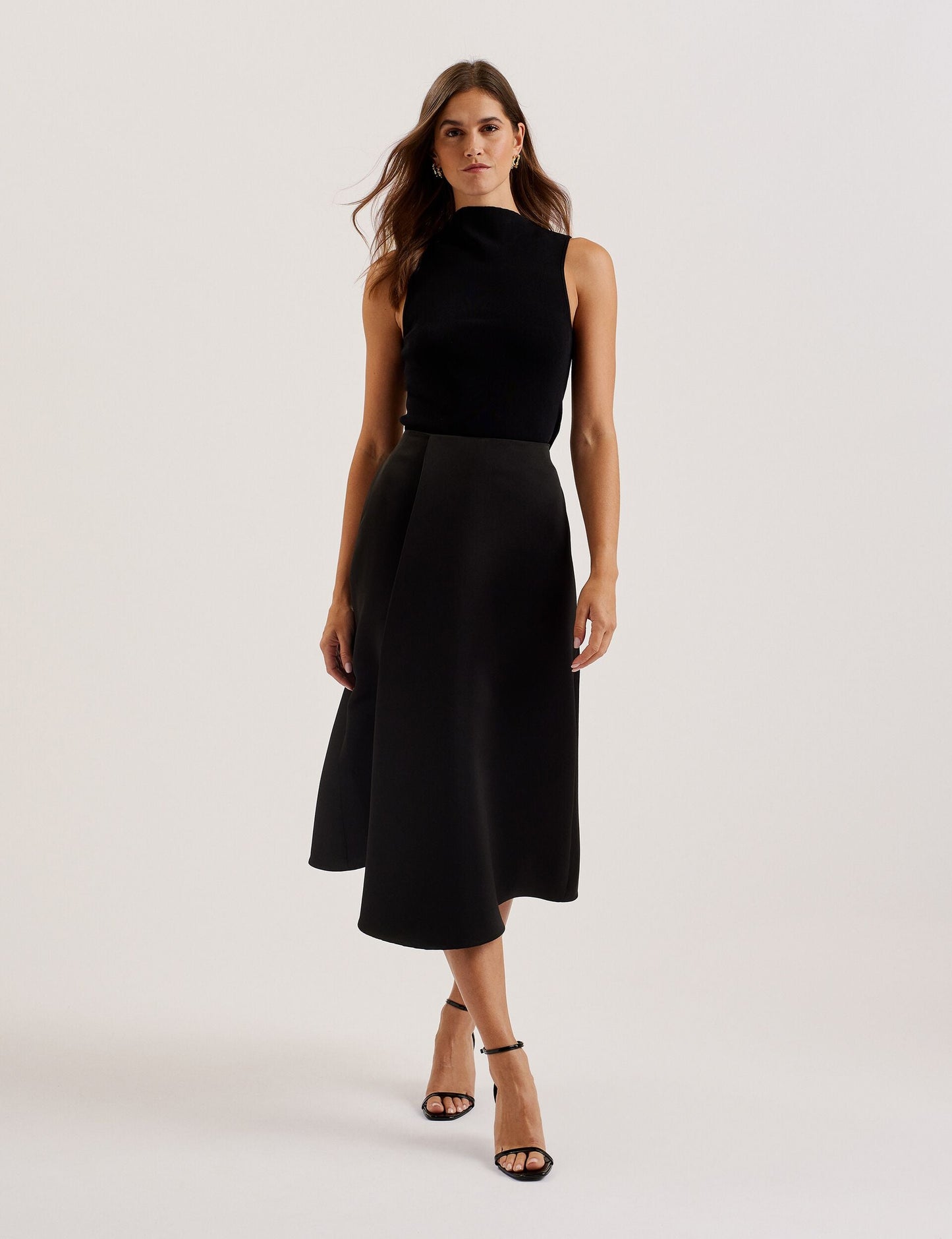 ERVA | BLACK