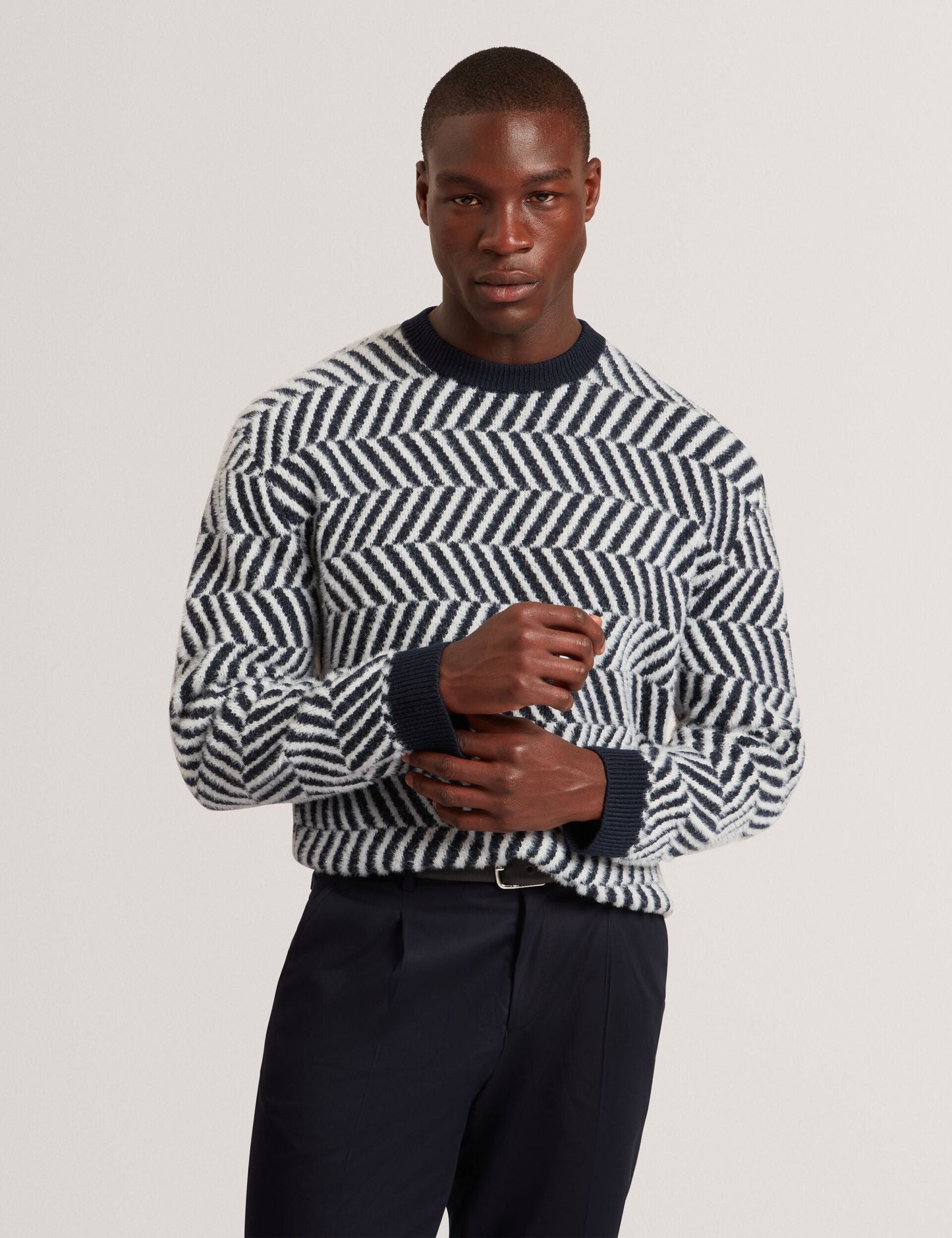  SERGEJ | NAVY