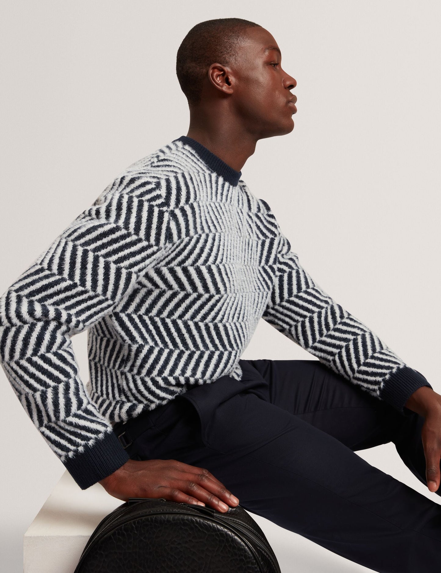  SERGEJ | NAVY