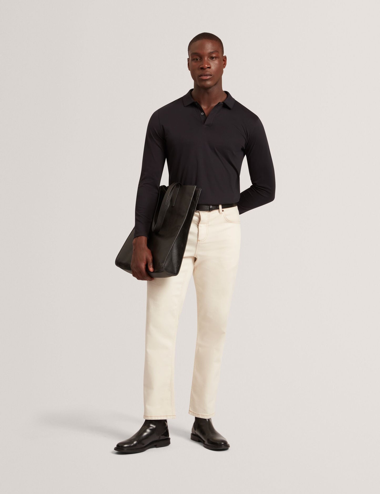  IGNAC | BLACK