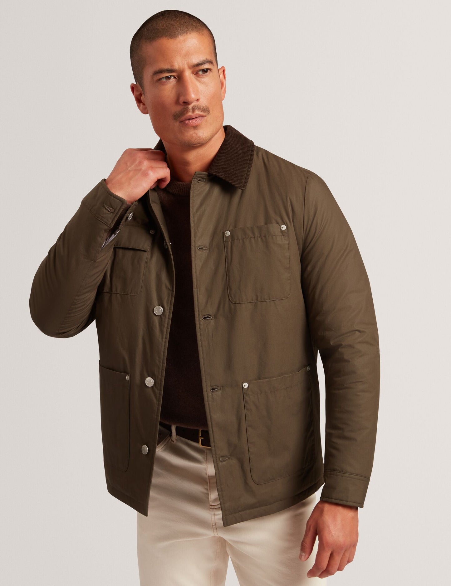  NEVERS | KHAKI