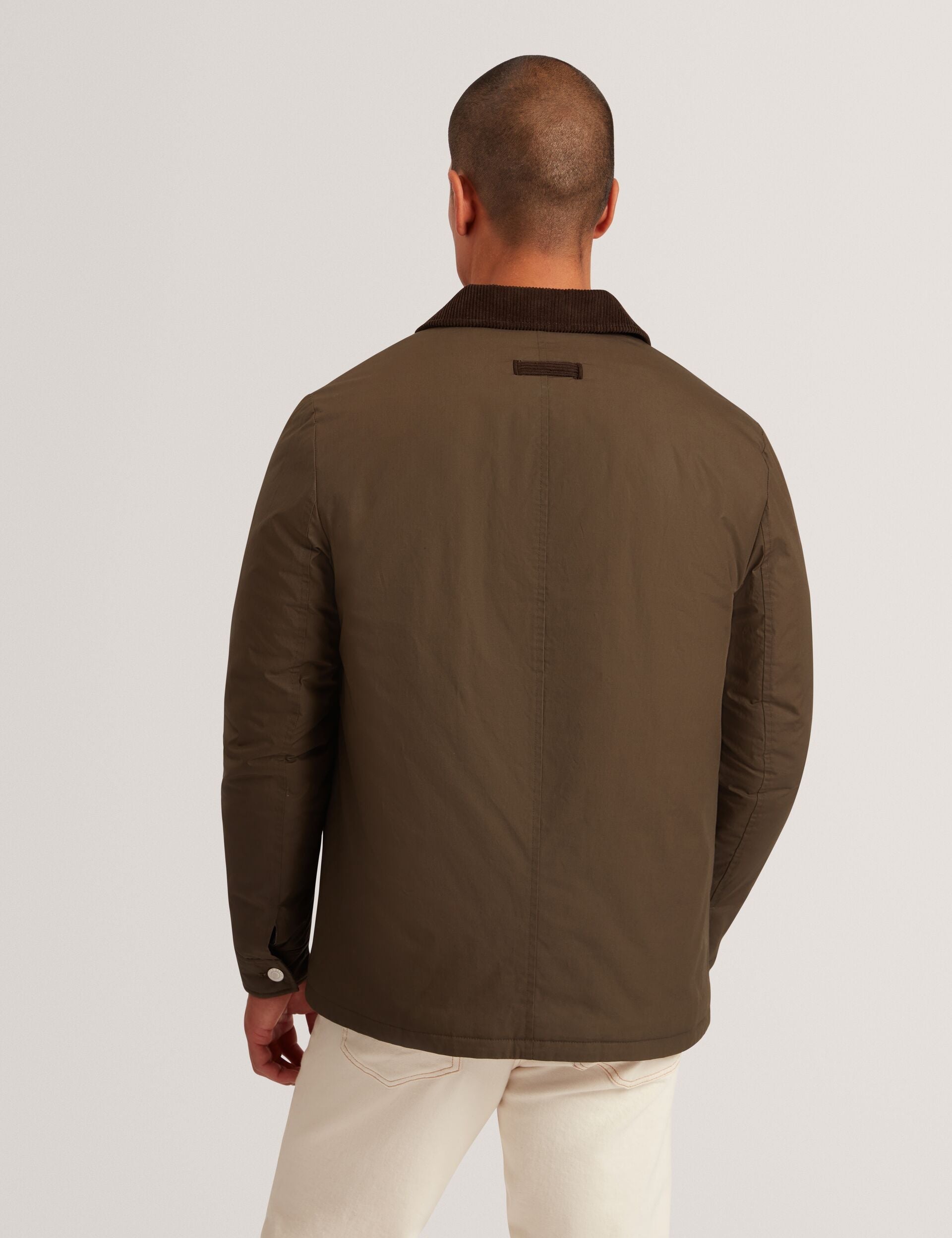  NEVERS | KHAKI