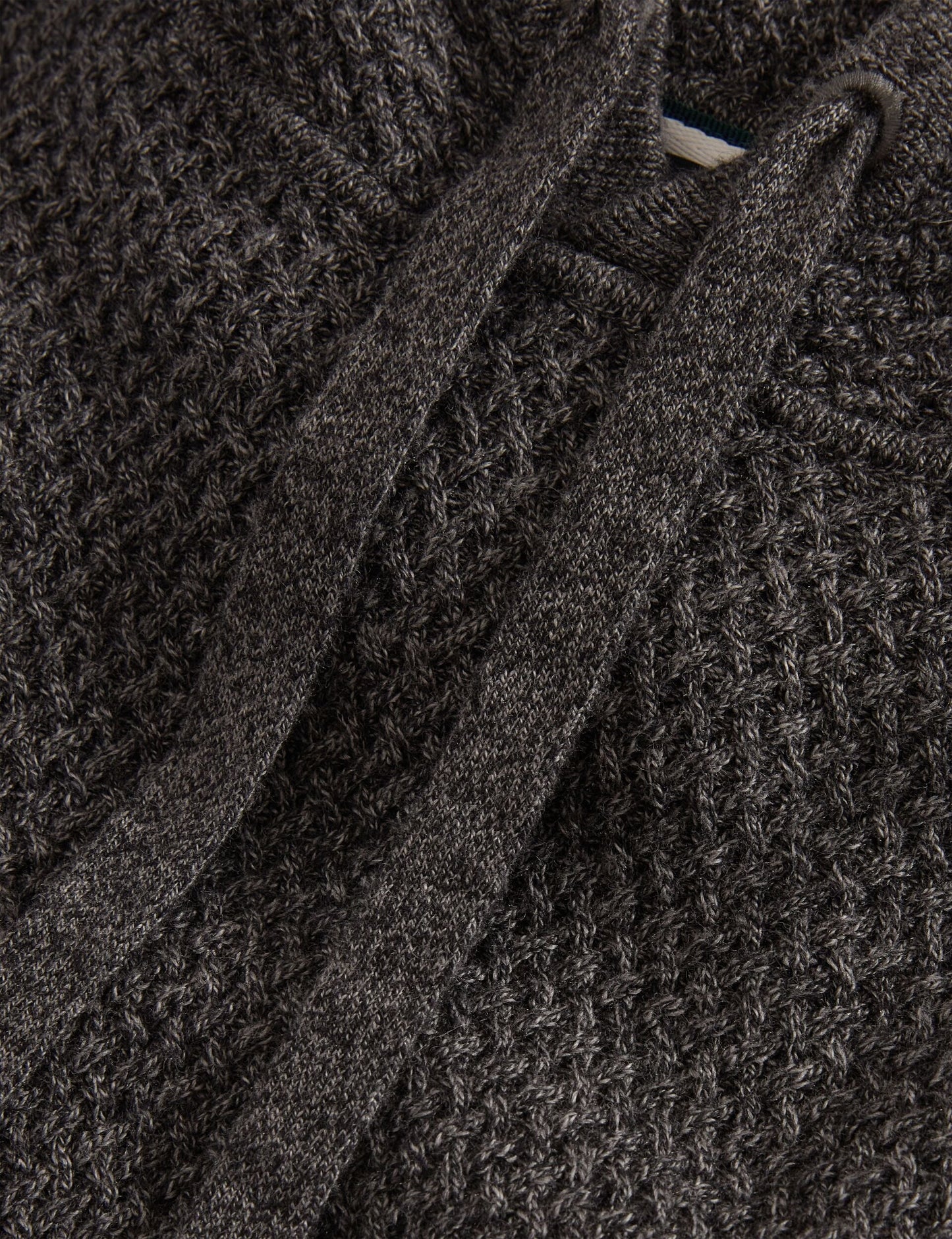  BANSTED | MID-GREY
