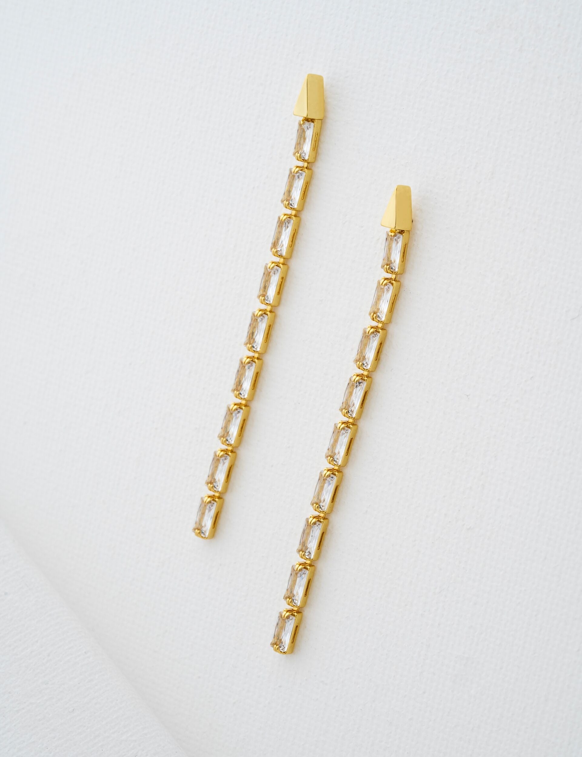  ISALIE | GOLD