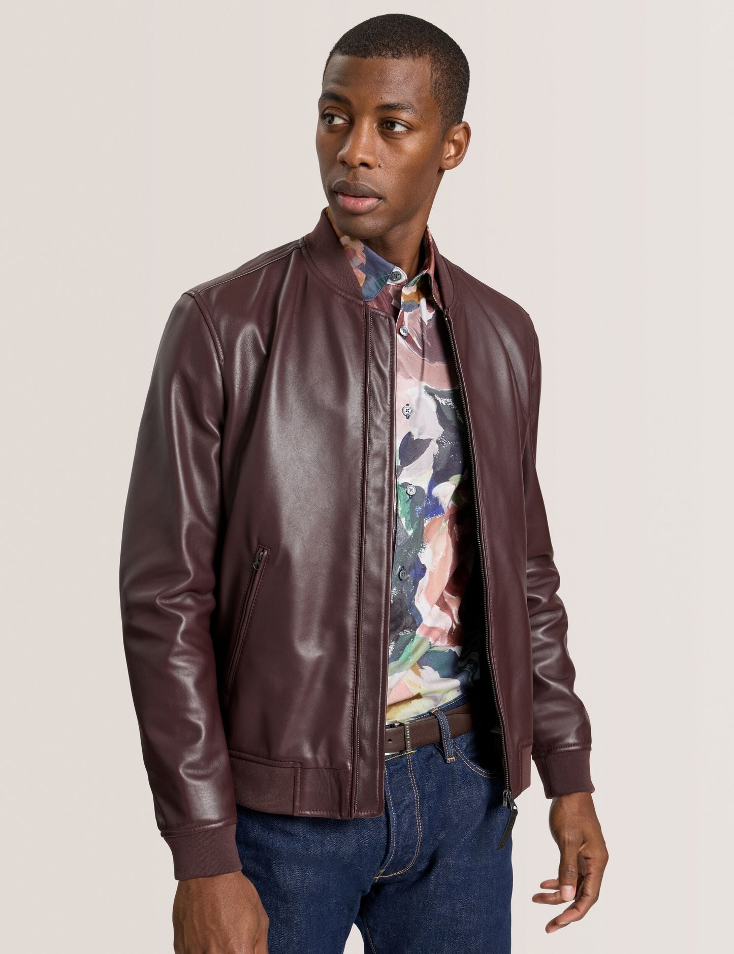  WAGGONER | BURGUNDY